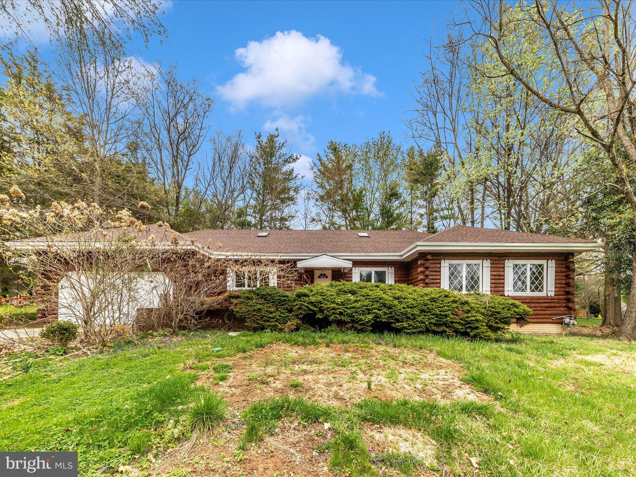 FOXLAIR ACRES - Residential