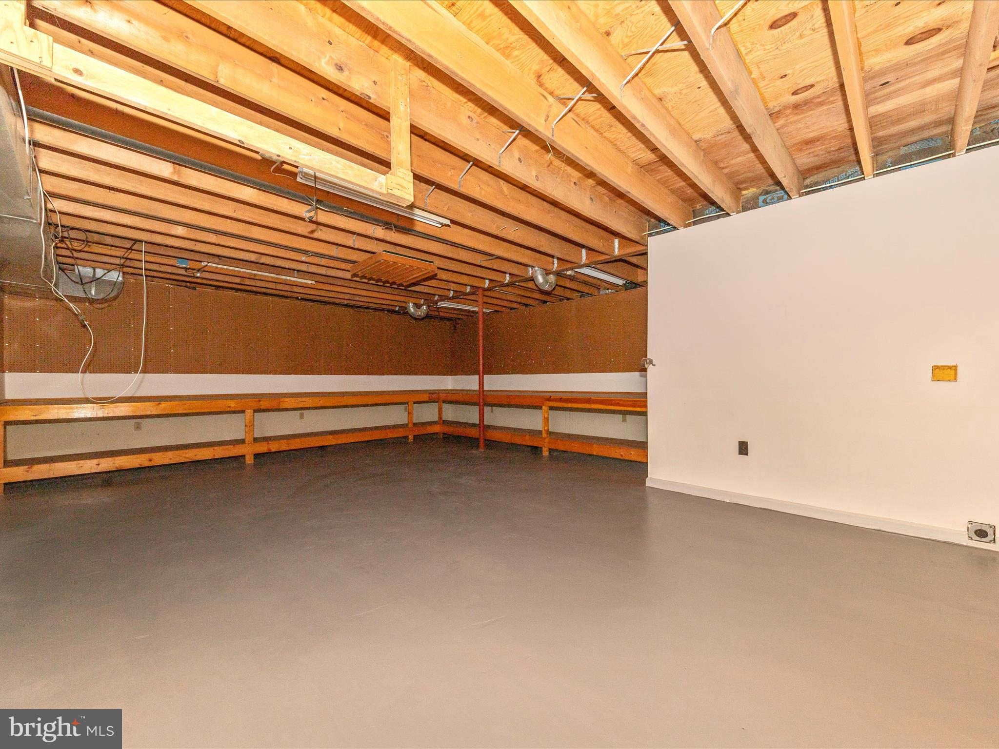 FOXLAIR ACRES - Residential