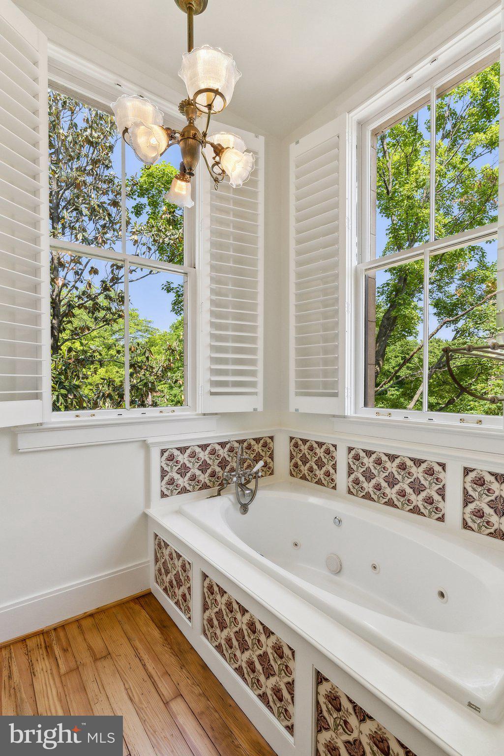 GEORGETOWN - Residential