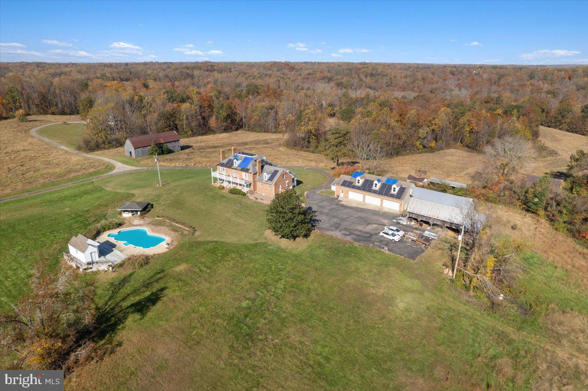 CANOE NECK CREEK - Residential
