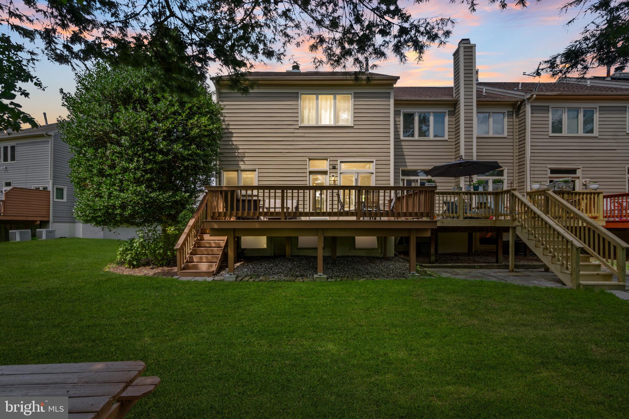 SUMMIT CHASE - Residential