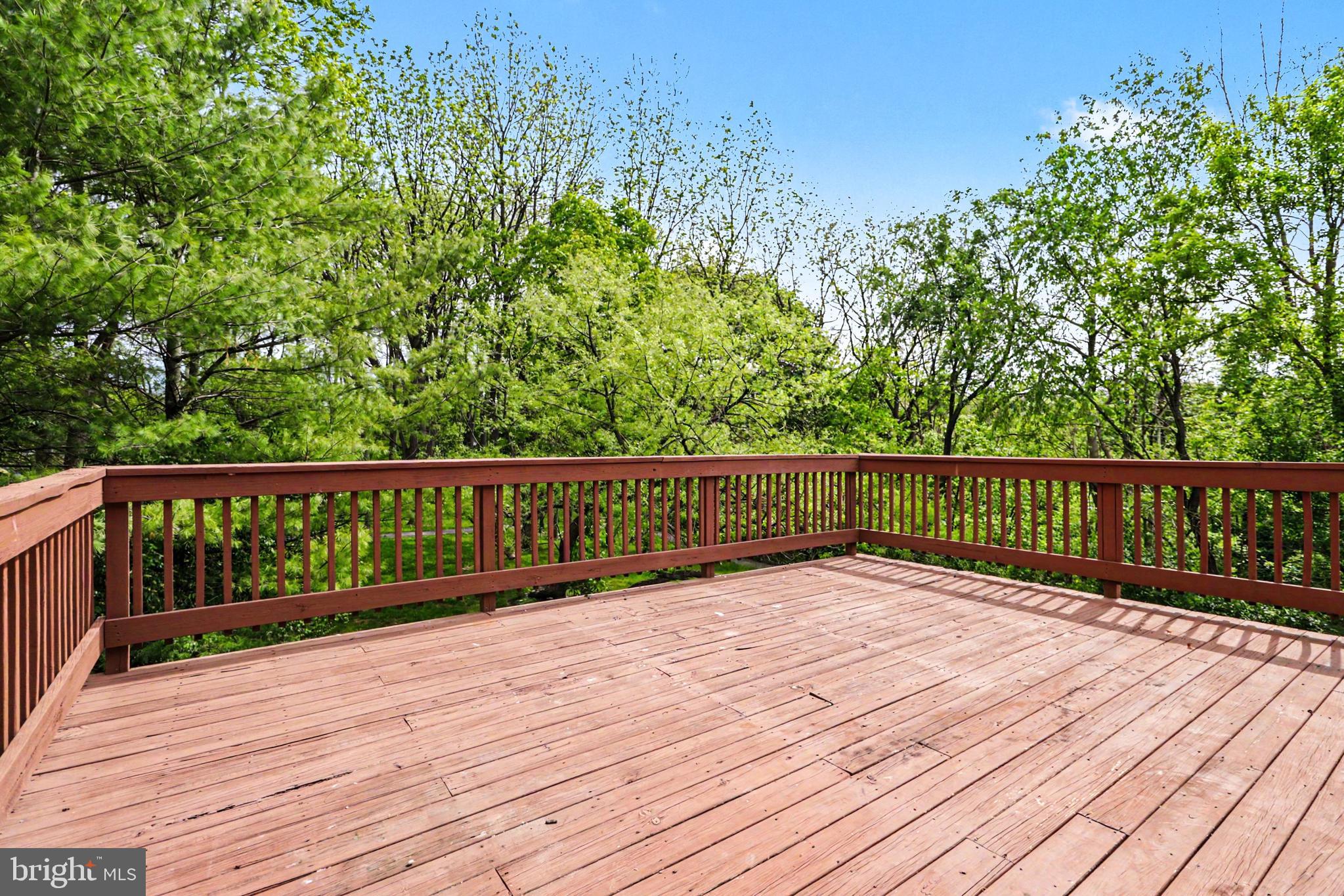 WOODSIDE COURT - Residential