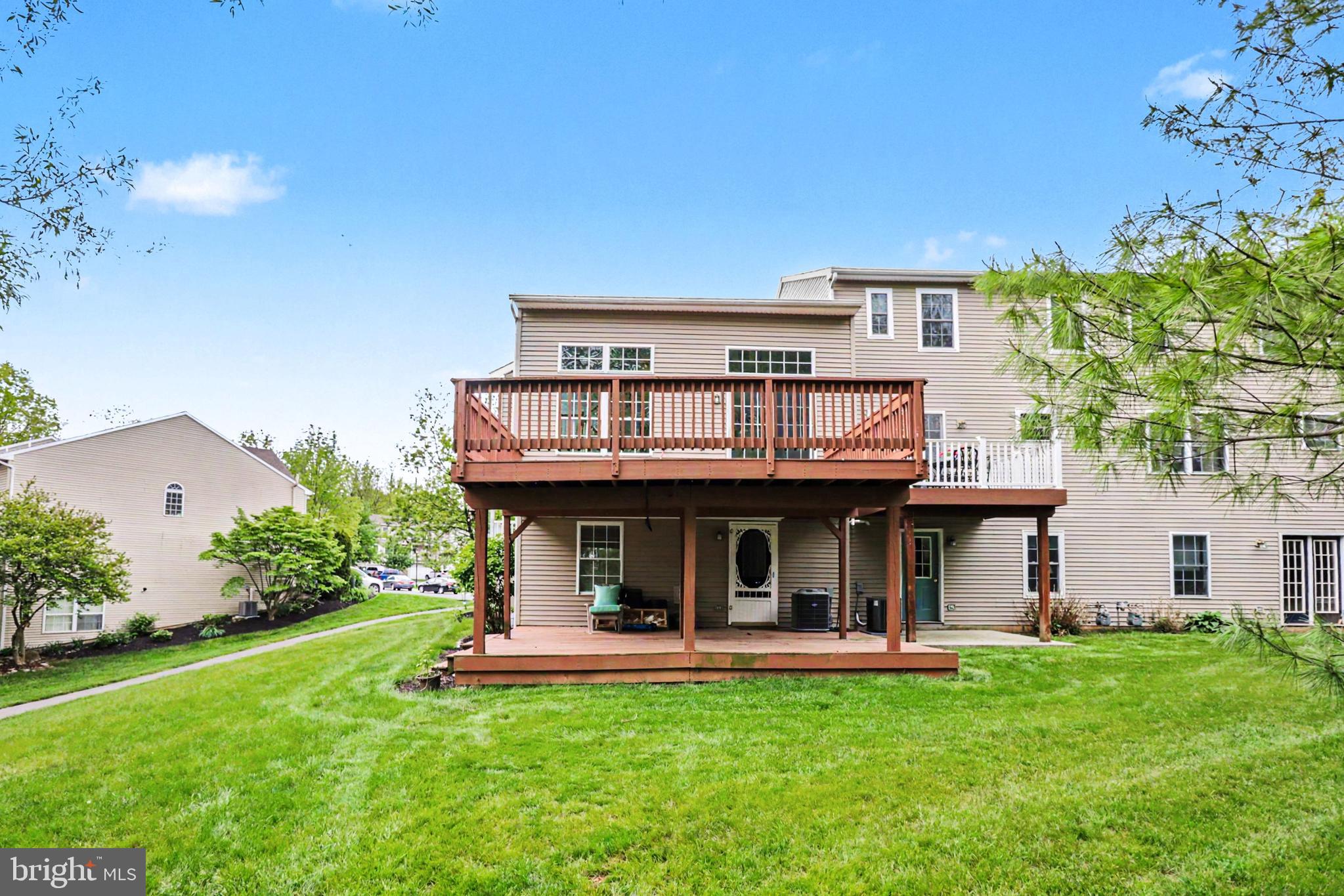 WOODSIDE COURT - Residential