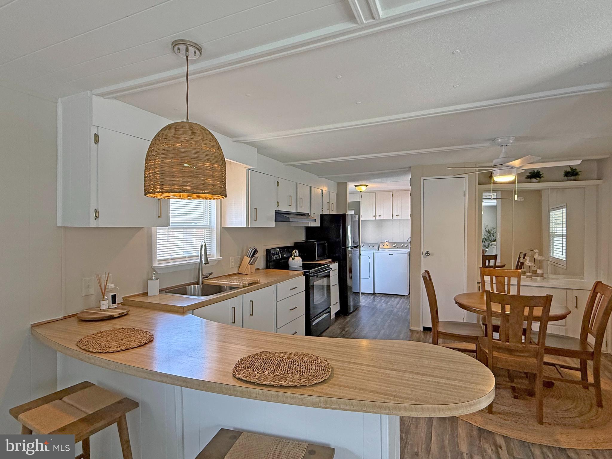 COLONIAL EAST MHP - Residential