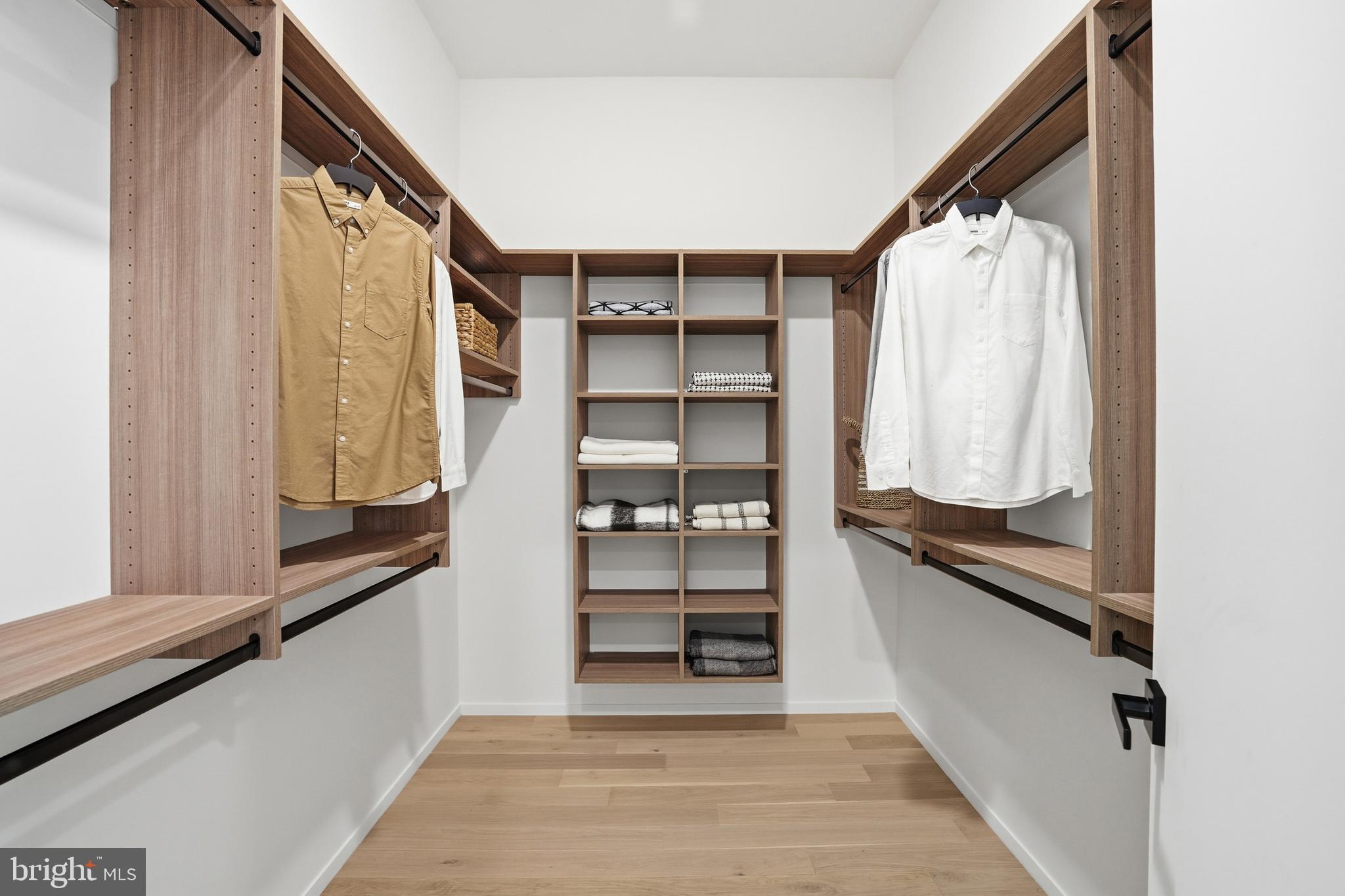 BANNOCKBURN - Residential