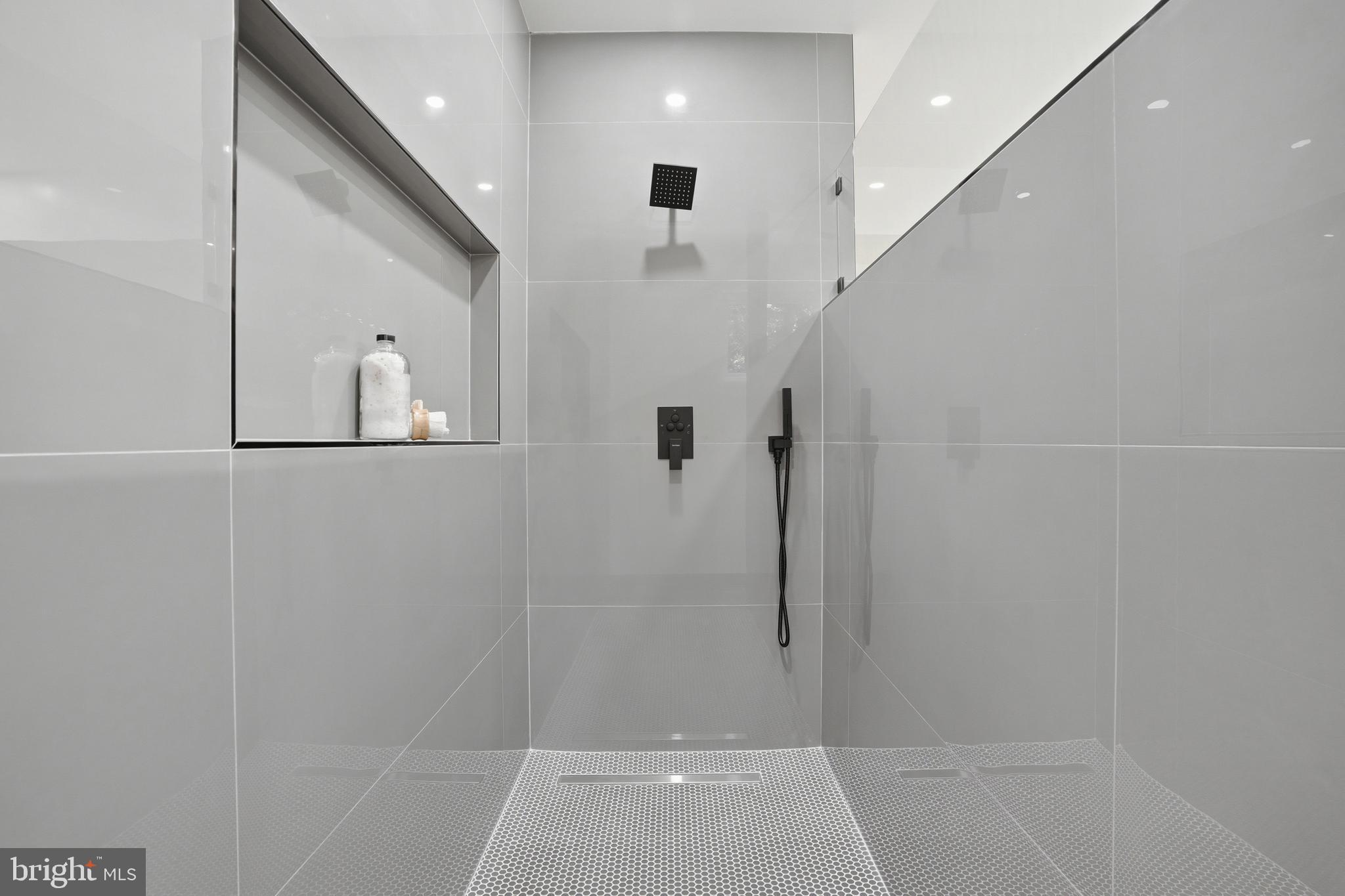 BANNOCKBURN - Residential