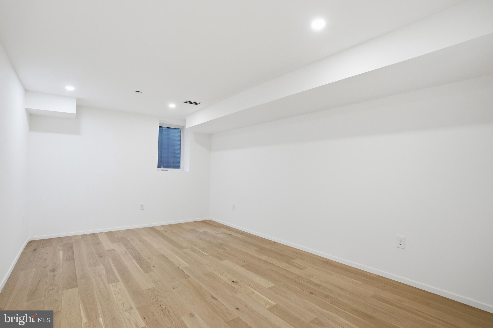BANNOCKBURN - Residential