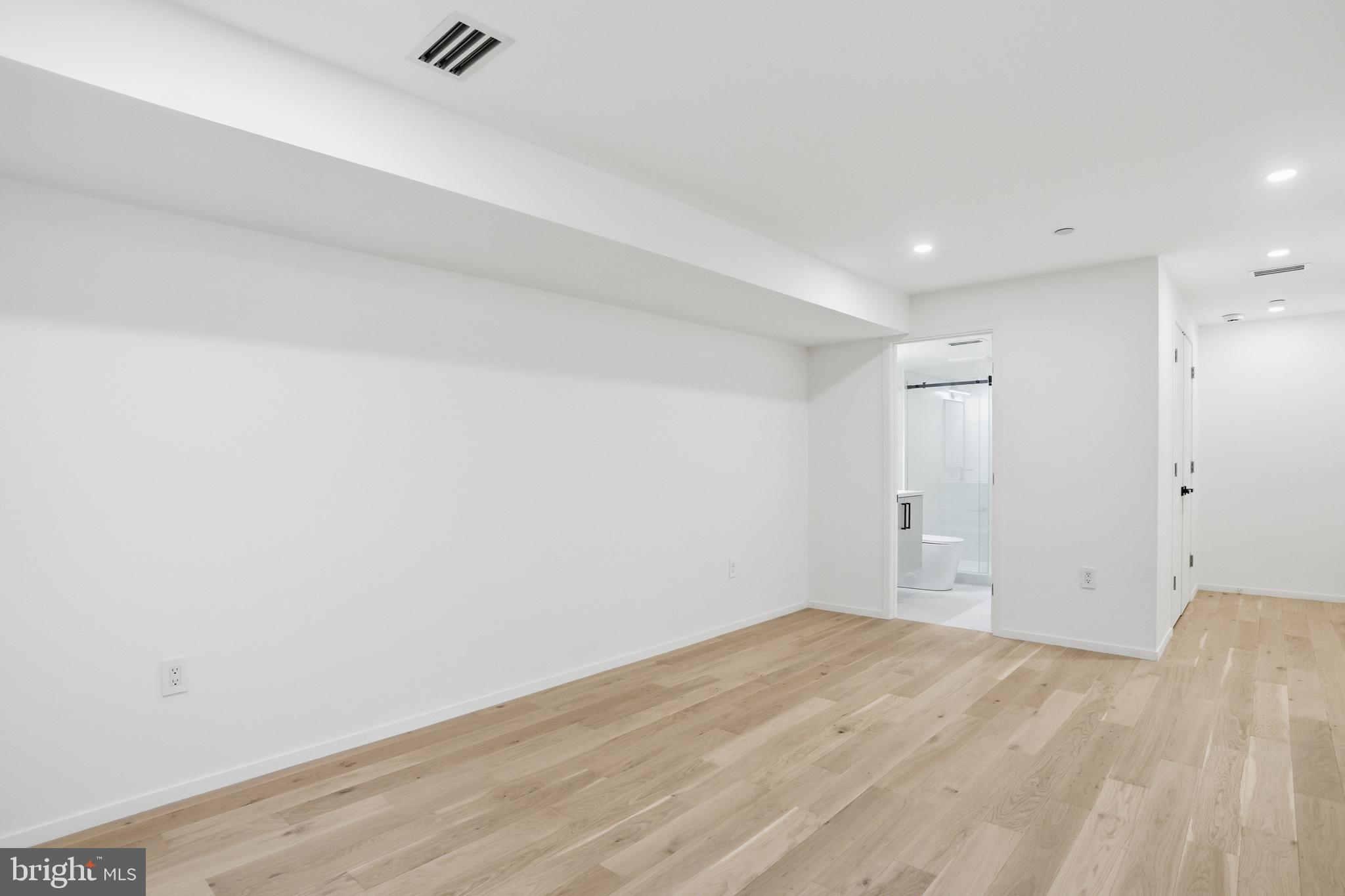 BANNOCKBURN - Residential