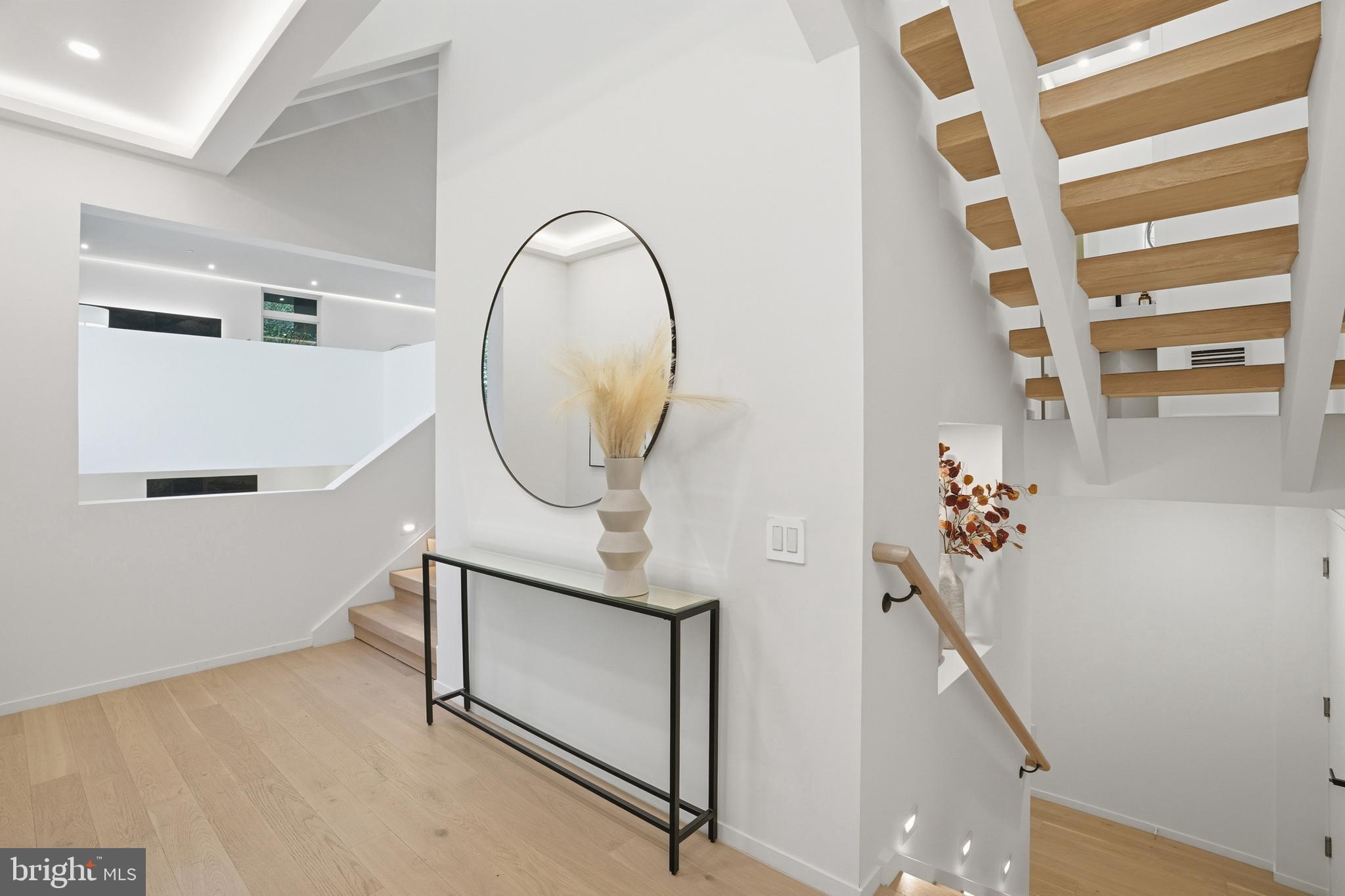 BANNOCKBURN - Residential