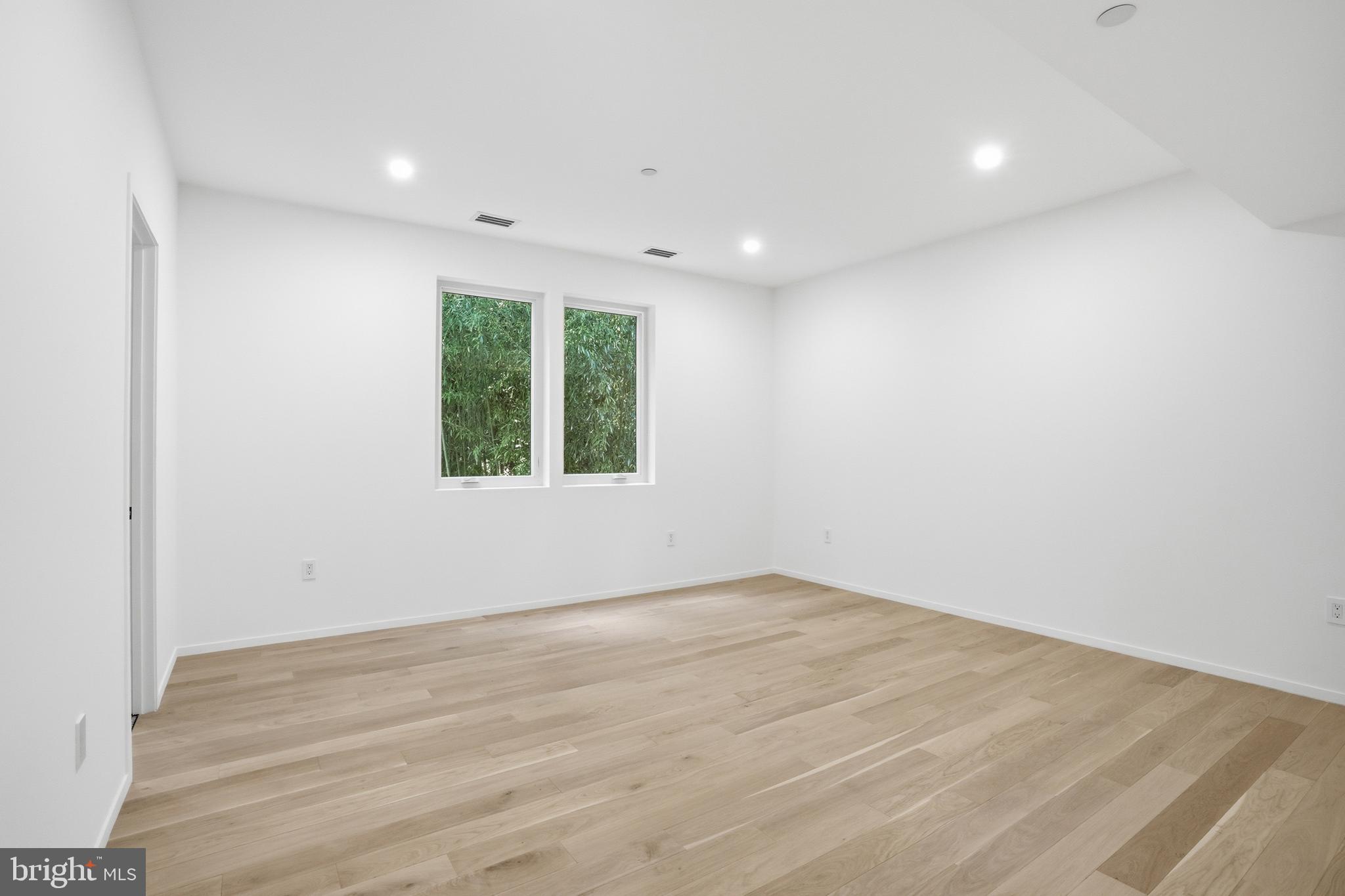 BANNOCKBURN - Residential
