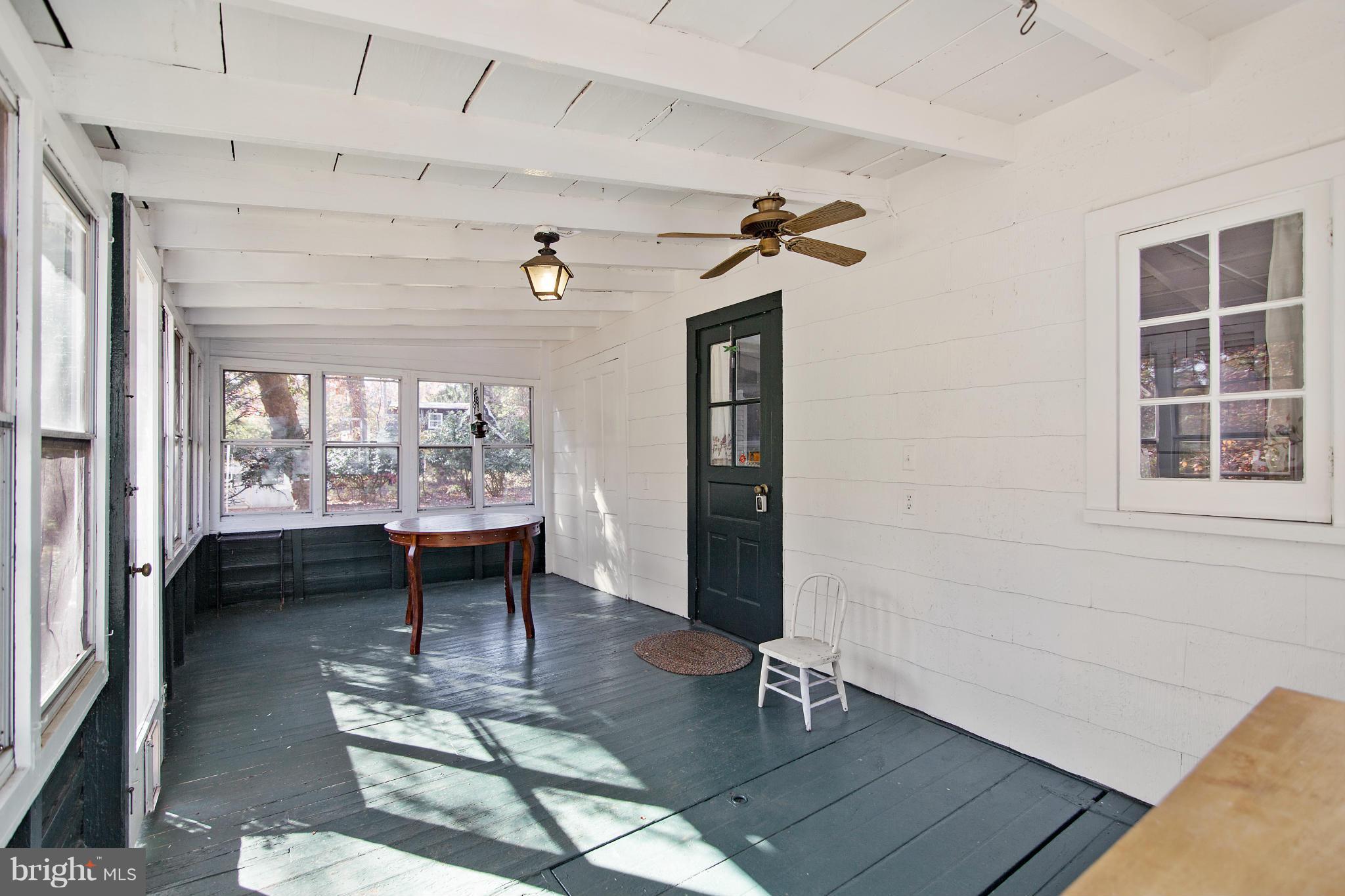 WASHINGTON GROVE - Residential