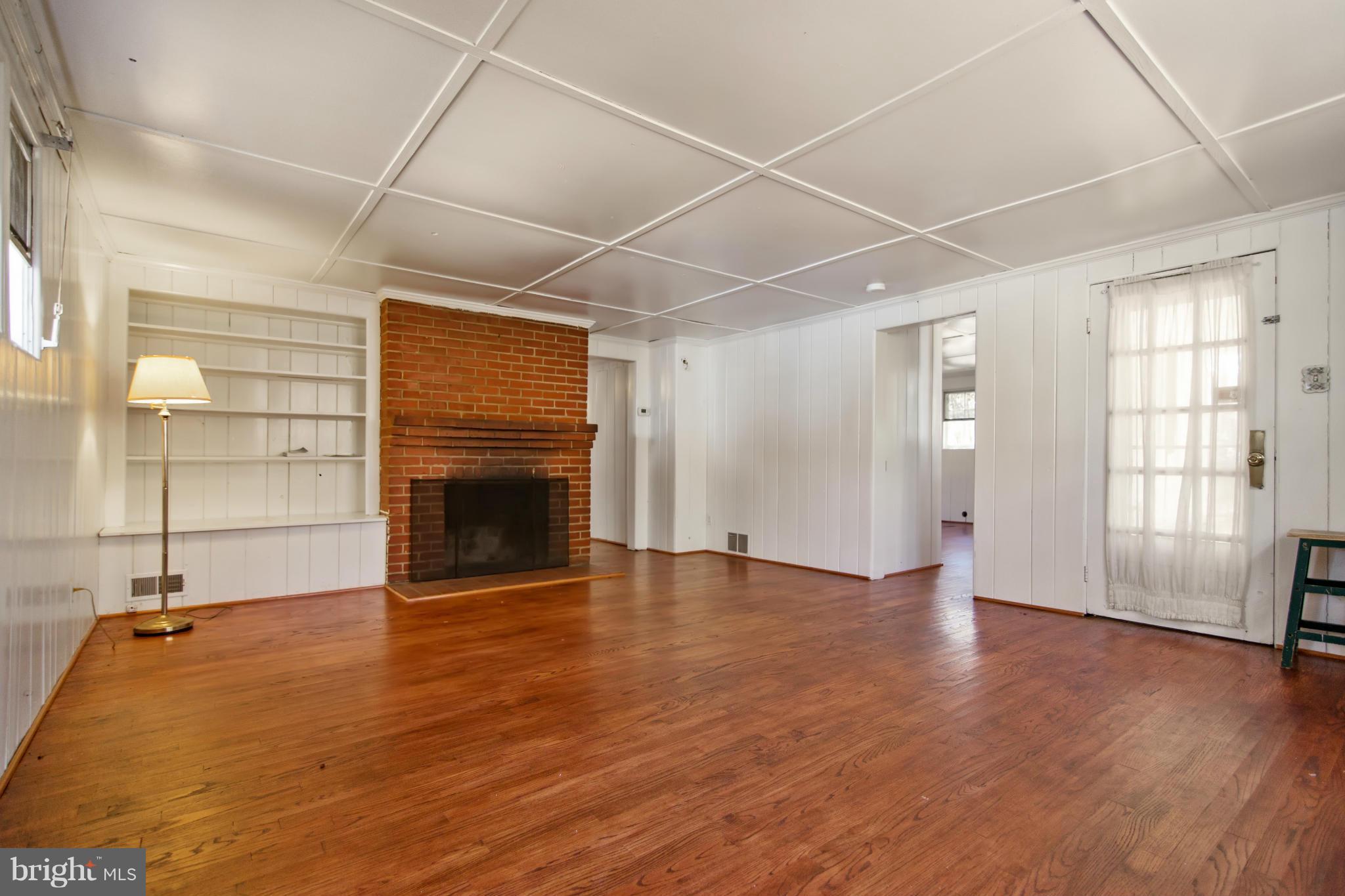 WASHINGTON GROVE - Residential