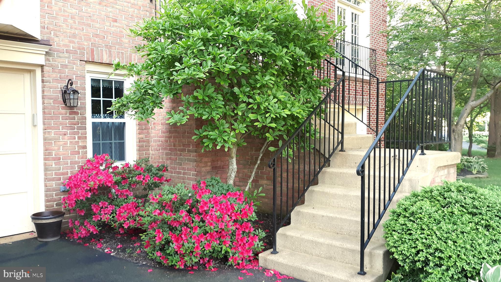 KINGSTOWNE - Residential