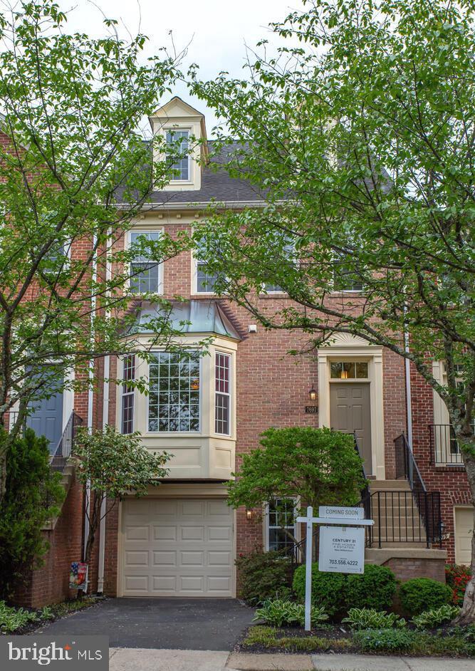 KINGSTOWNE - Residential