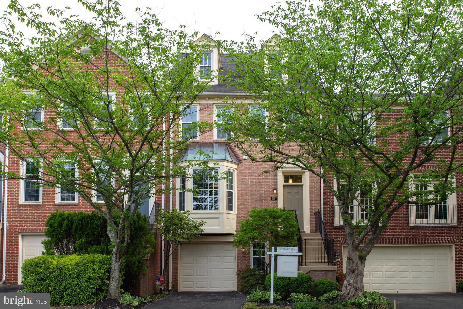 KINGSTOWNE - Residential