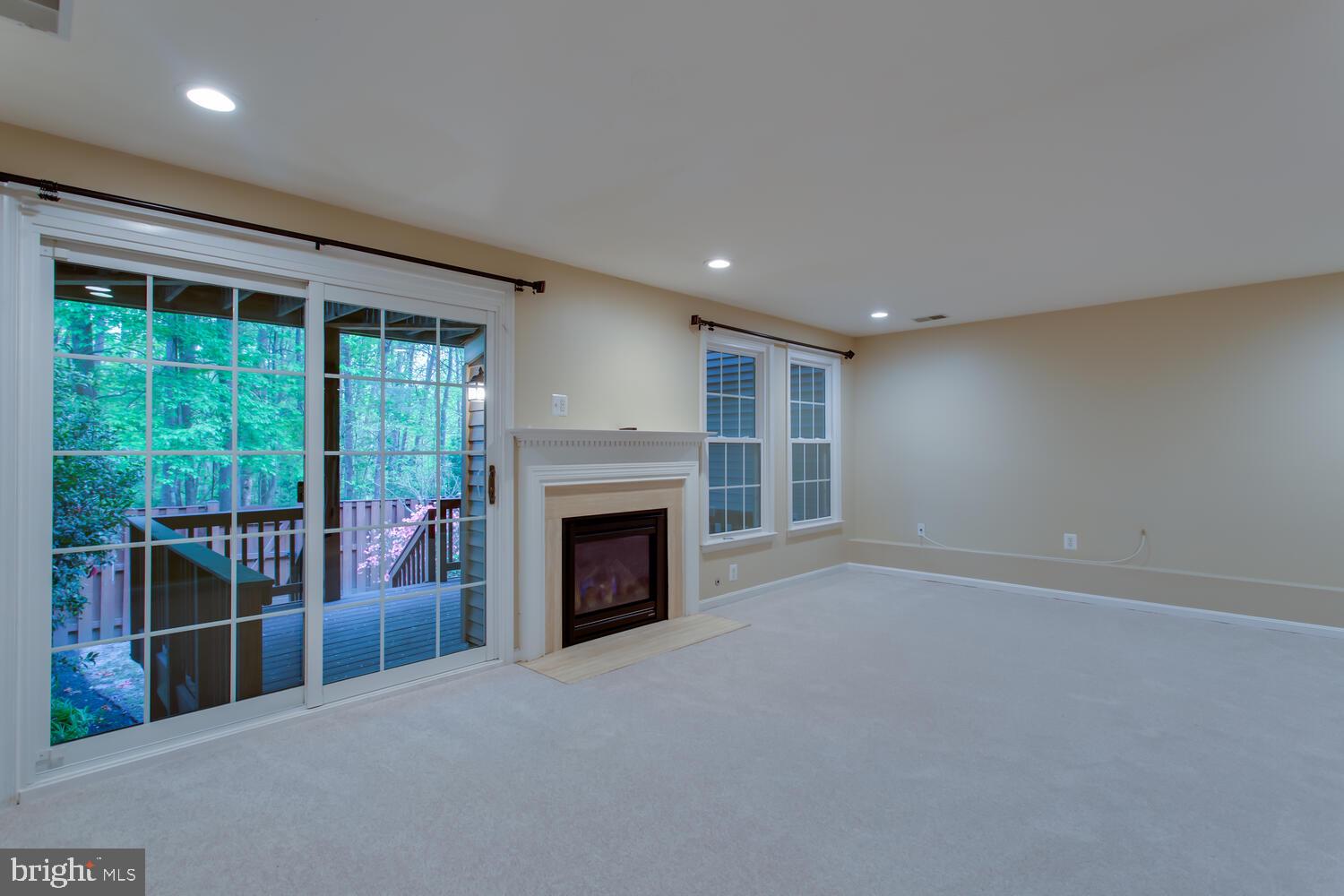KINGSTOWNE - Residential
