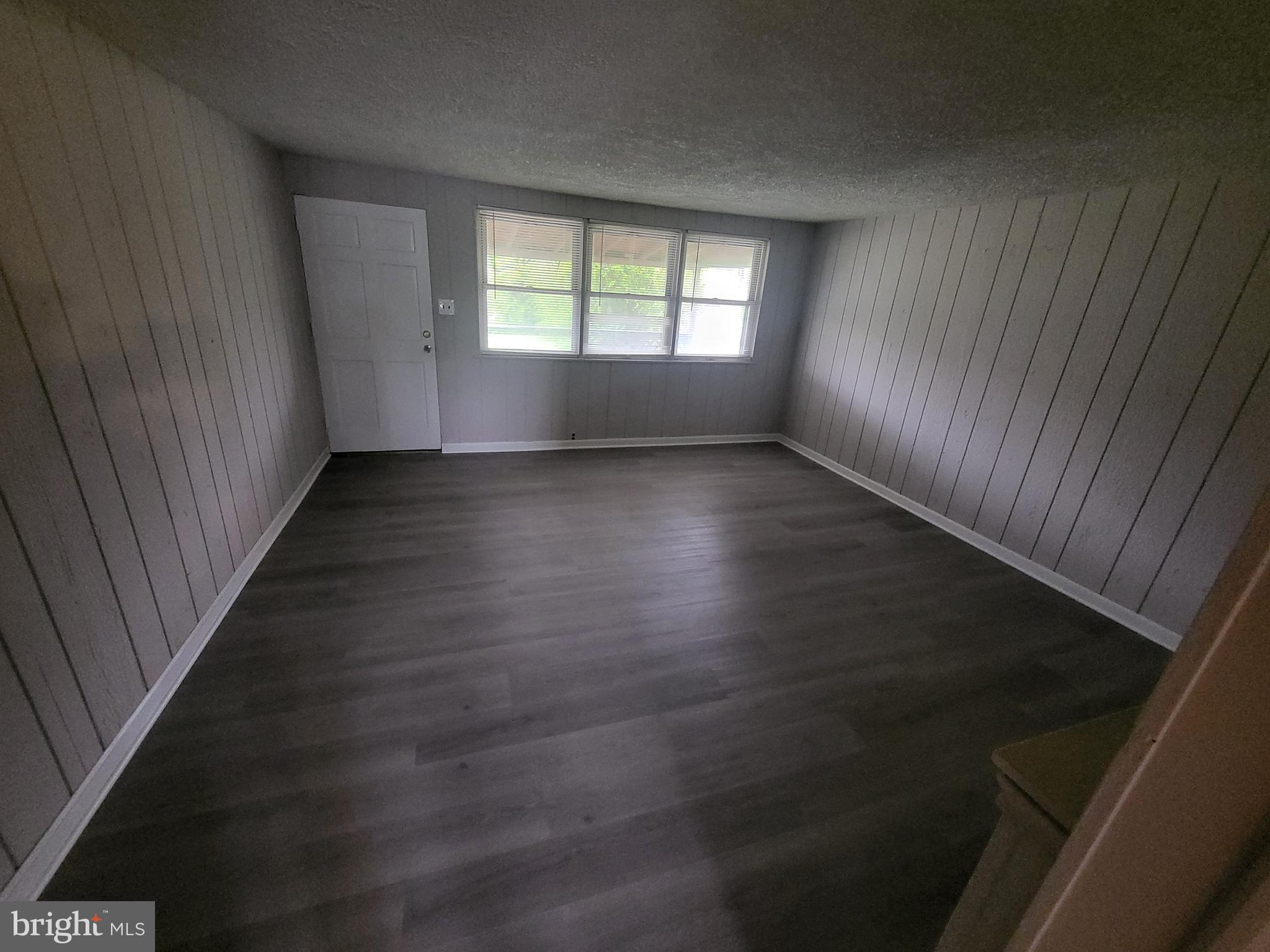 RIVERVIEW - Residential