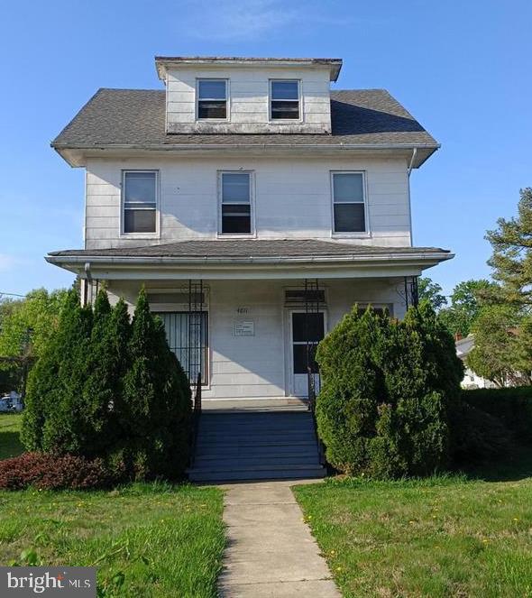 Unlock incredible potential with this versatile multi-unit, mixed-use property located on a spacious corner lot in the desirable Howard Park neighborhood. Whether you are looking to expand your rental portfolio or live in one unit while running a business or collecting rent from the other, this property offers incredible flexibility.1st Floor (Commercial/Office Space): Features a functional office layout complete with a convenient kitchenette, a private powder room, and access to a full, unfinished basement—perfect for tenant storage or inventory2nd Floor (Residential Unit): A spacious residential layout boasting 3 bedrooms, 1 full bathroom, and a fully equipped kitchen. Situated on a generous 7,000 sq ft corner lot featuring a 2-car detached garage and additional on-street parking. Property needs some work and is being sold strictly As-Is. Bring your finishing touches to add immediate equity!