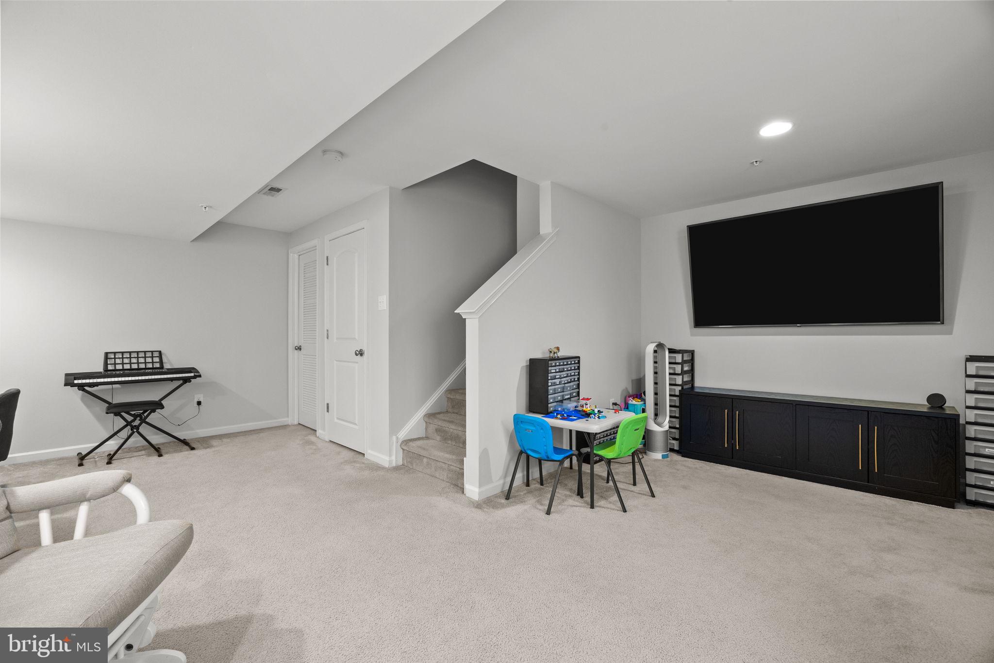 CARRIAGE HILL - Residential