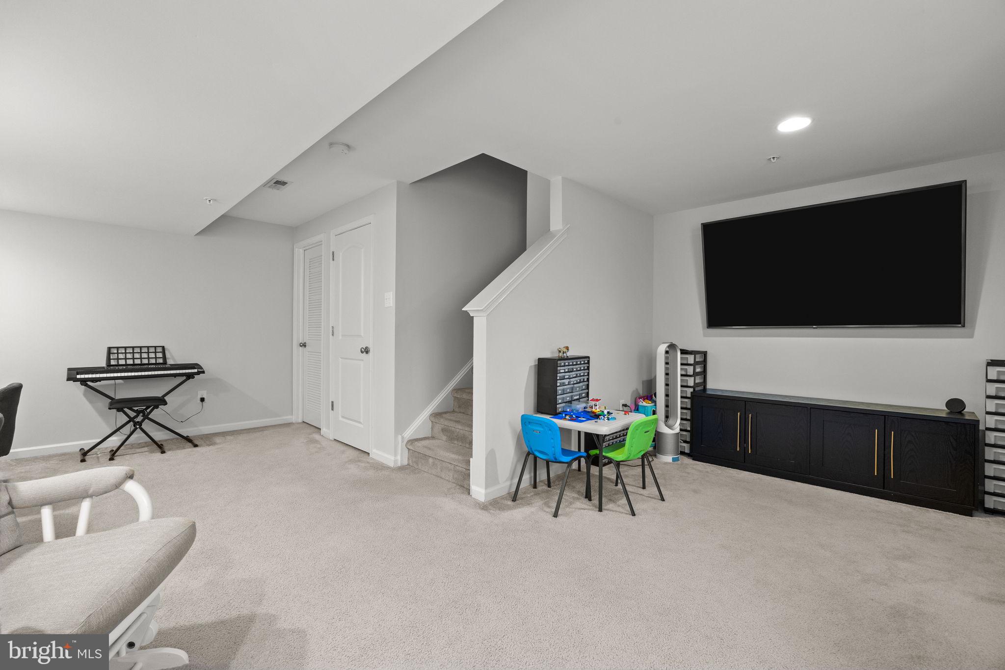 CARRIAGE HILL - Residential