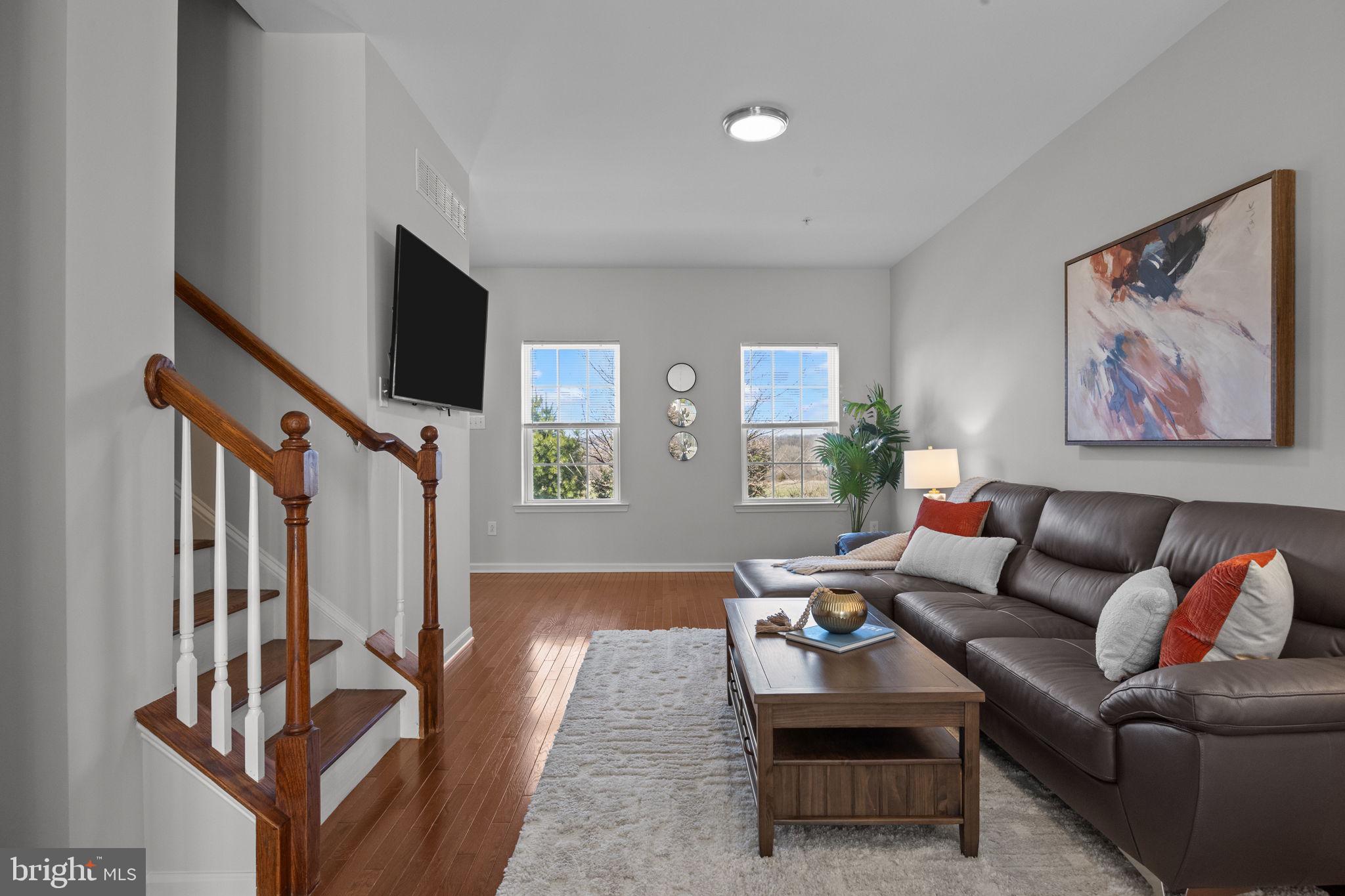 CARRIAGE HILL - Residential