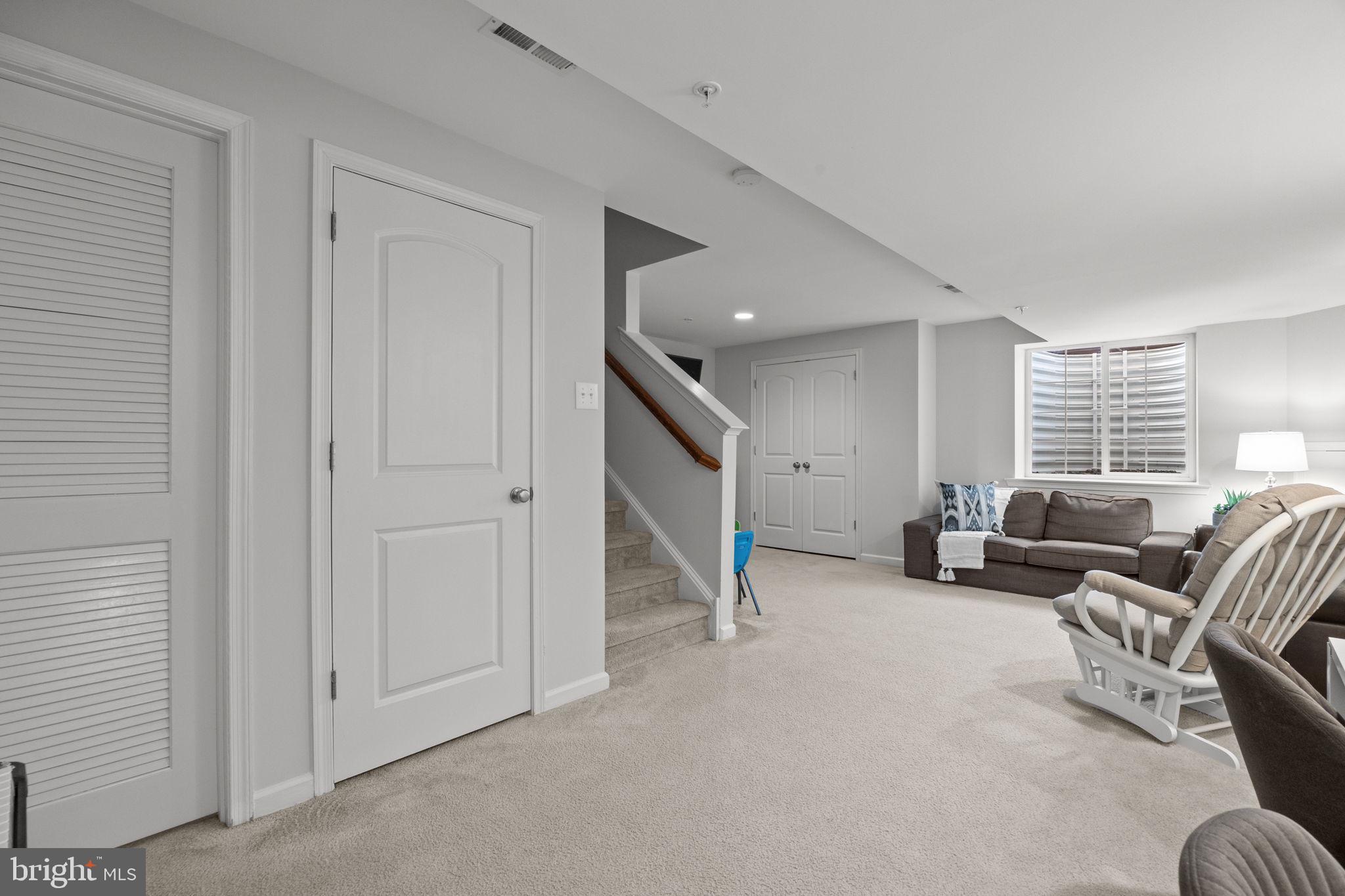 CARRIAGE HILL - Residential