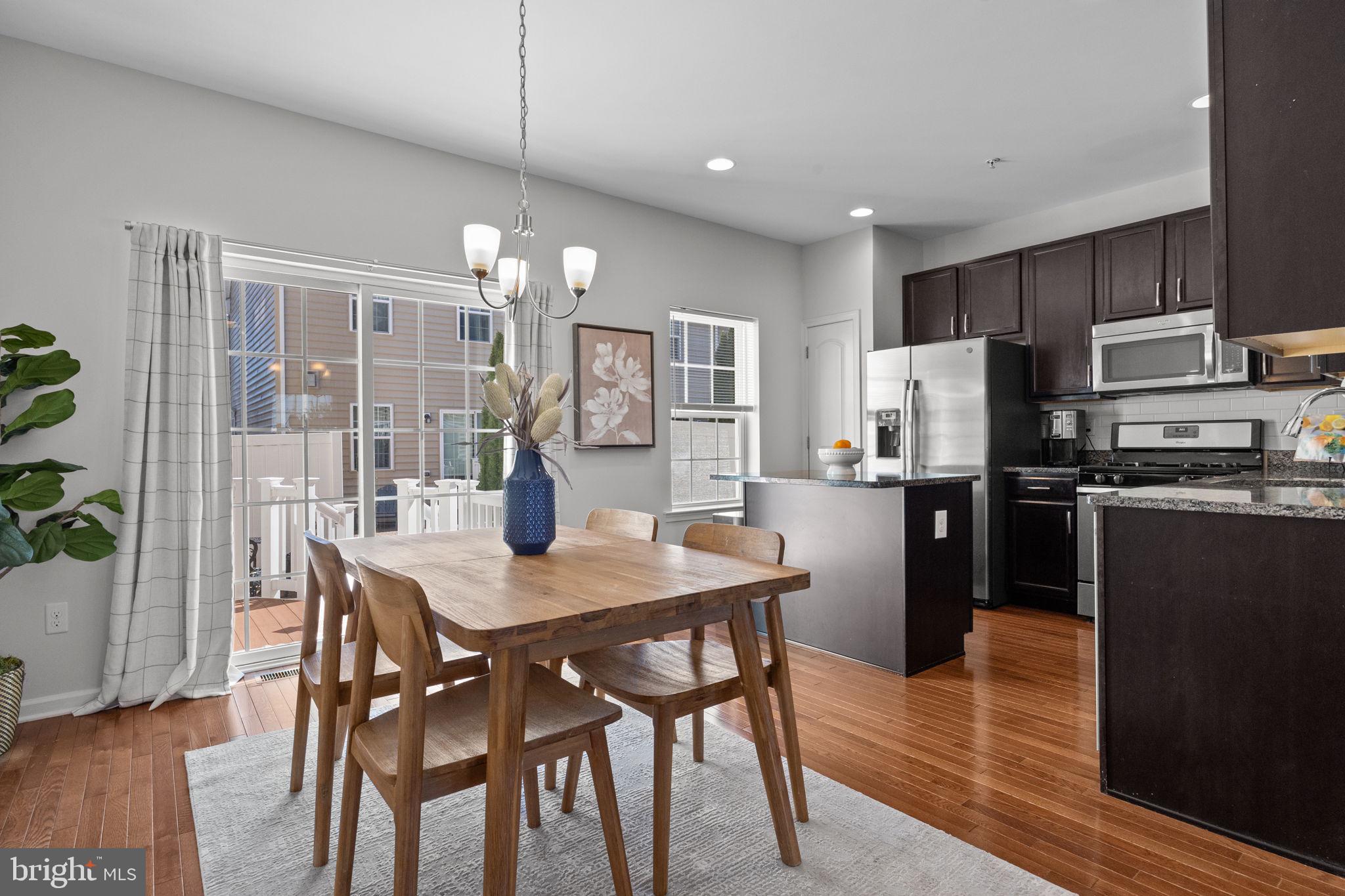 CARRIAGE HILL - Residential