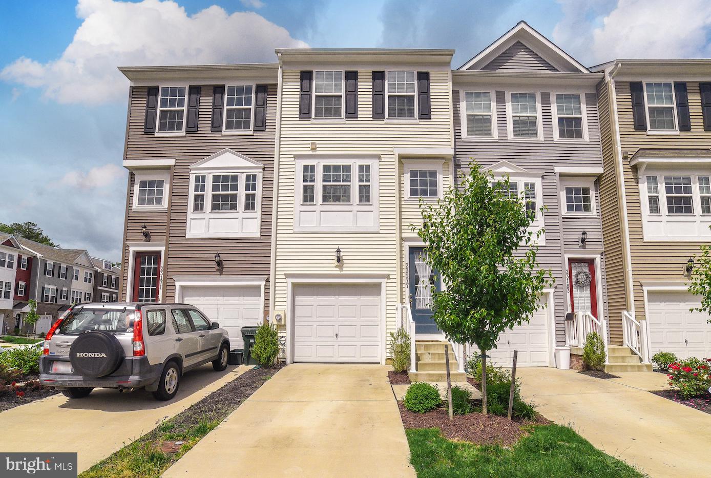 This house is owned by an original owners who love their home but are moving to be closer to work in   DC.  Lots of extras. Upgraded appliances, granite     counter tops, gas stove,  There are only a few Mumford models available as new construction.  These are already configured with standard appliances, standard flooring, and cabinets.