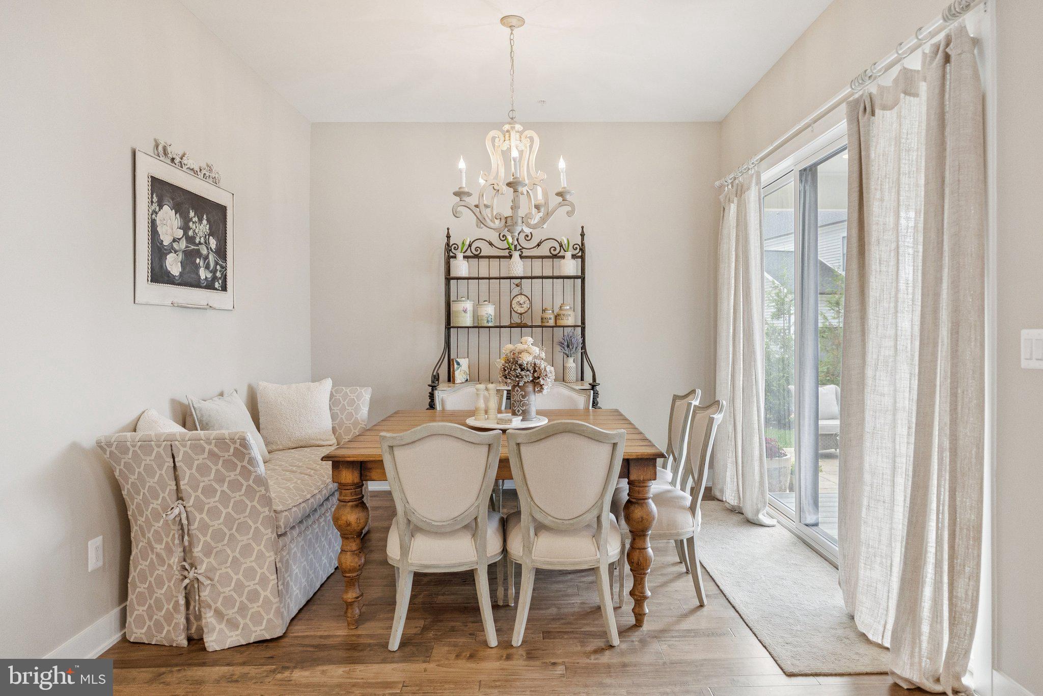 MT. PROSPECT - Residential