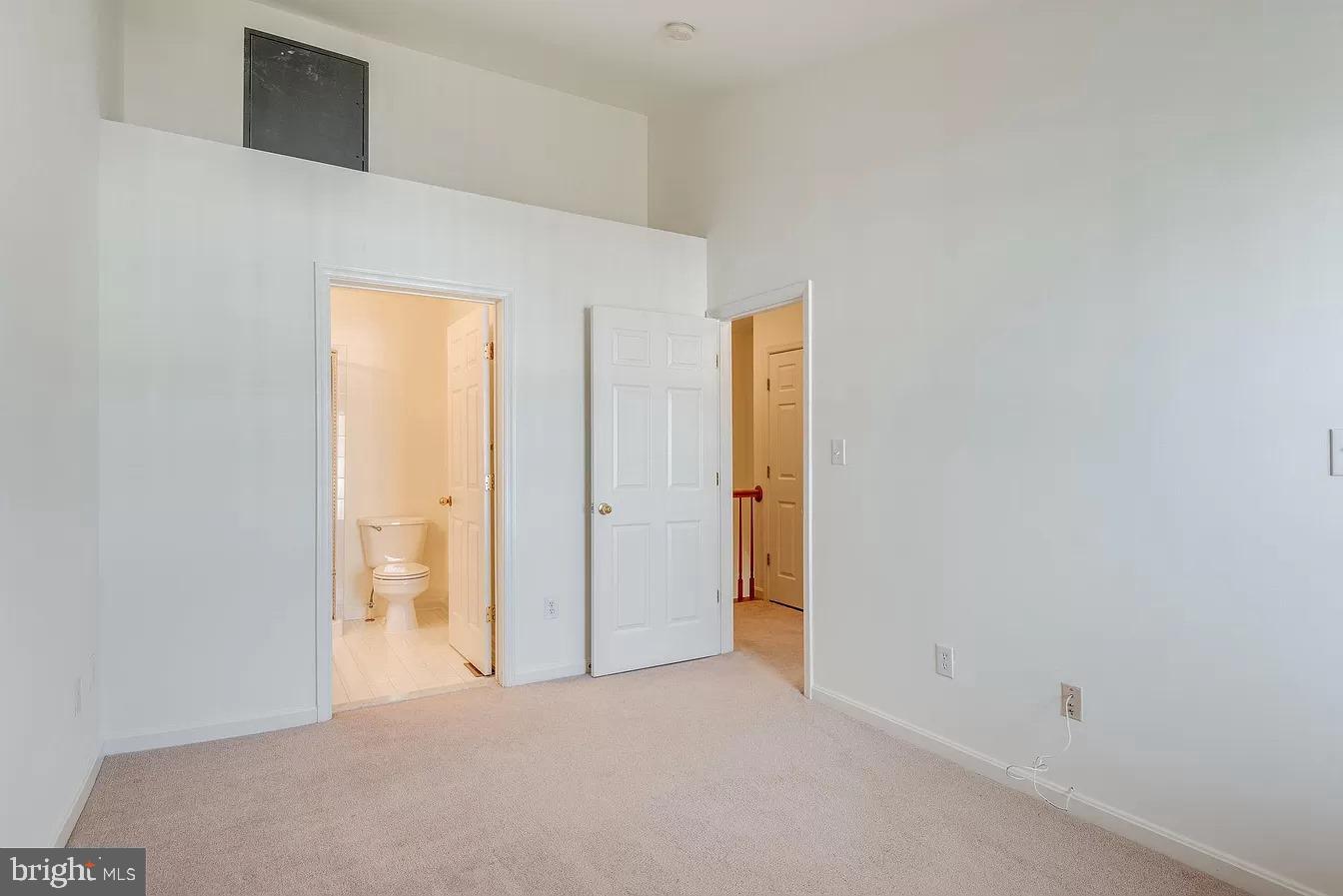 MANORS AT MCNAIR FARMS - Residential