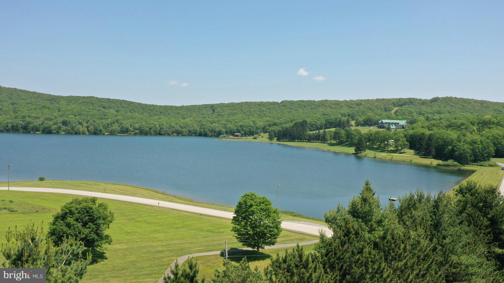ALPINE LAKE  RESORT - Land