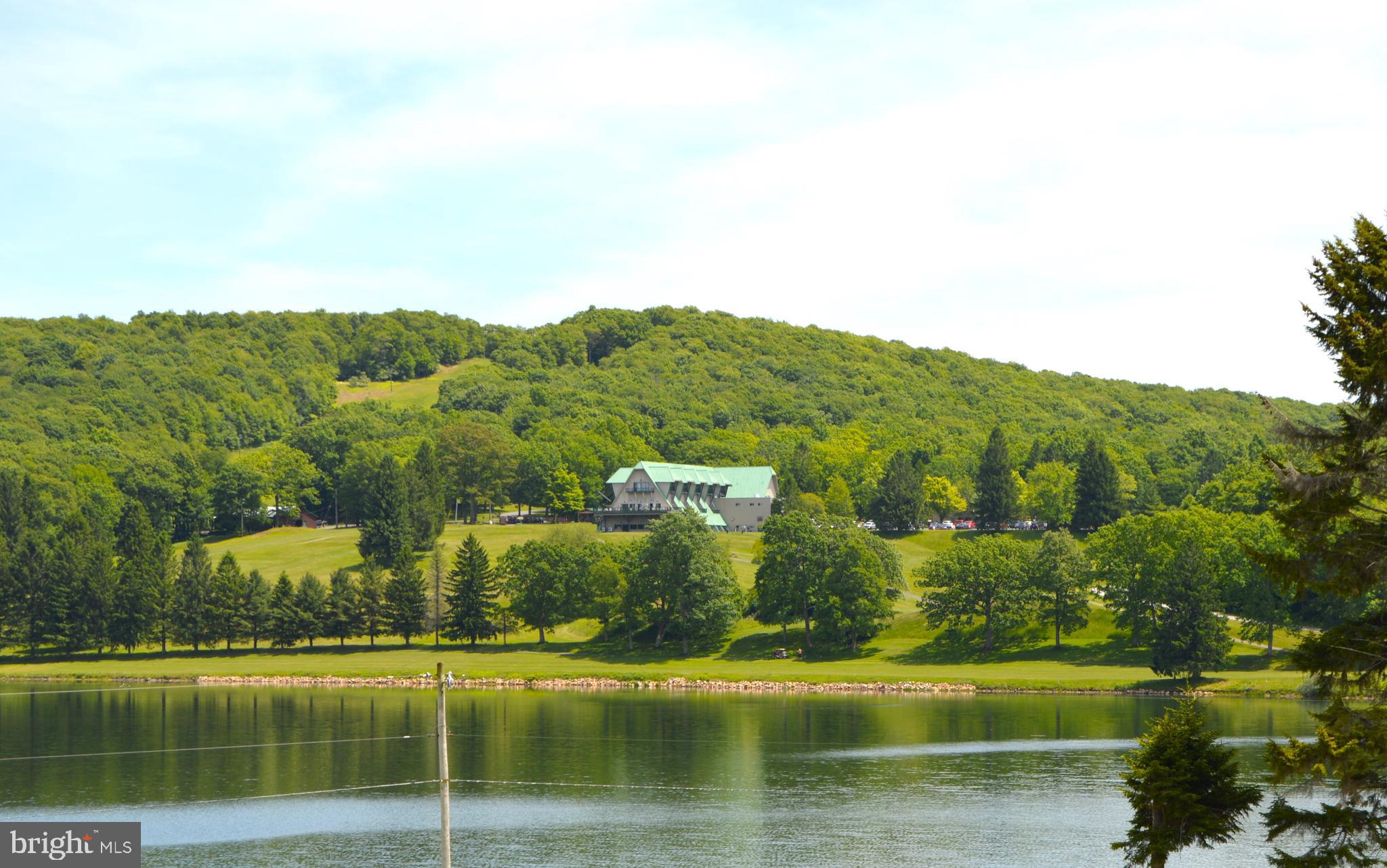 ALPINE LAKE  RESORT - Land
