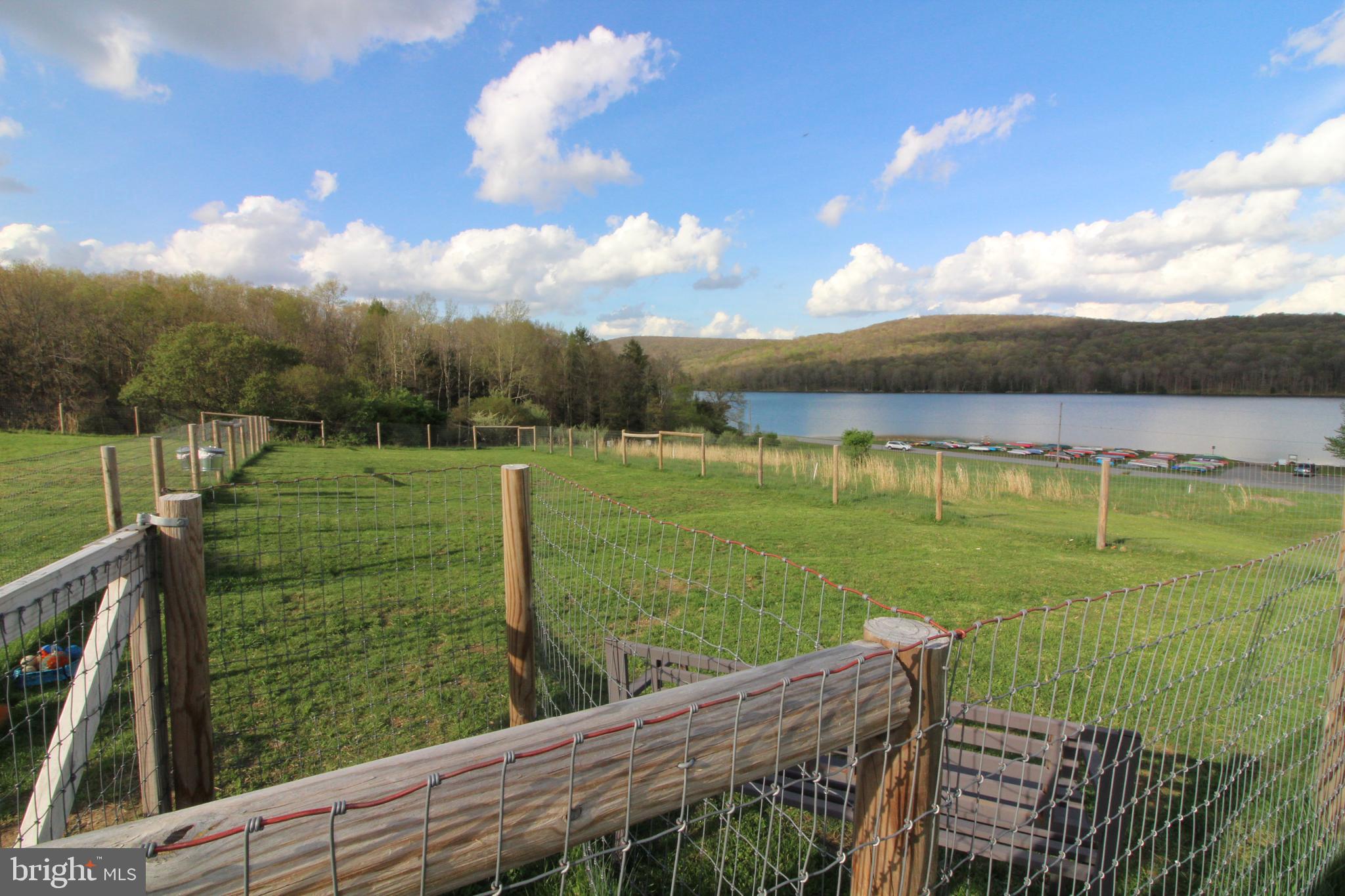 ALPINE LAKE  RESORT - Land