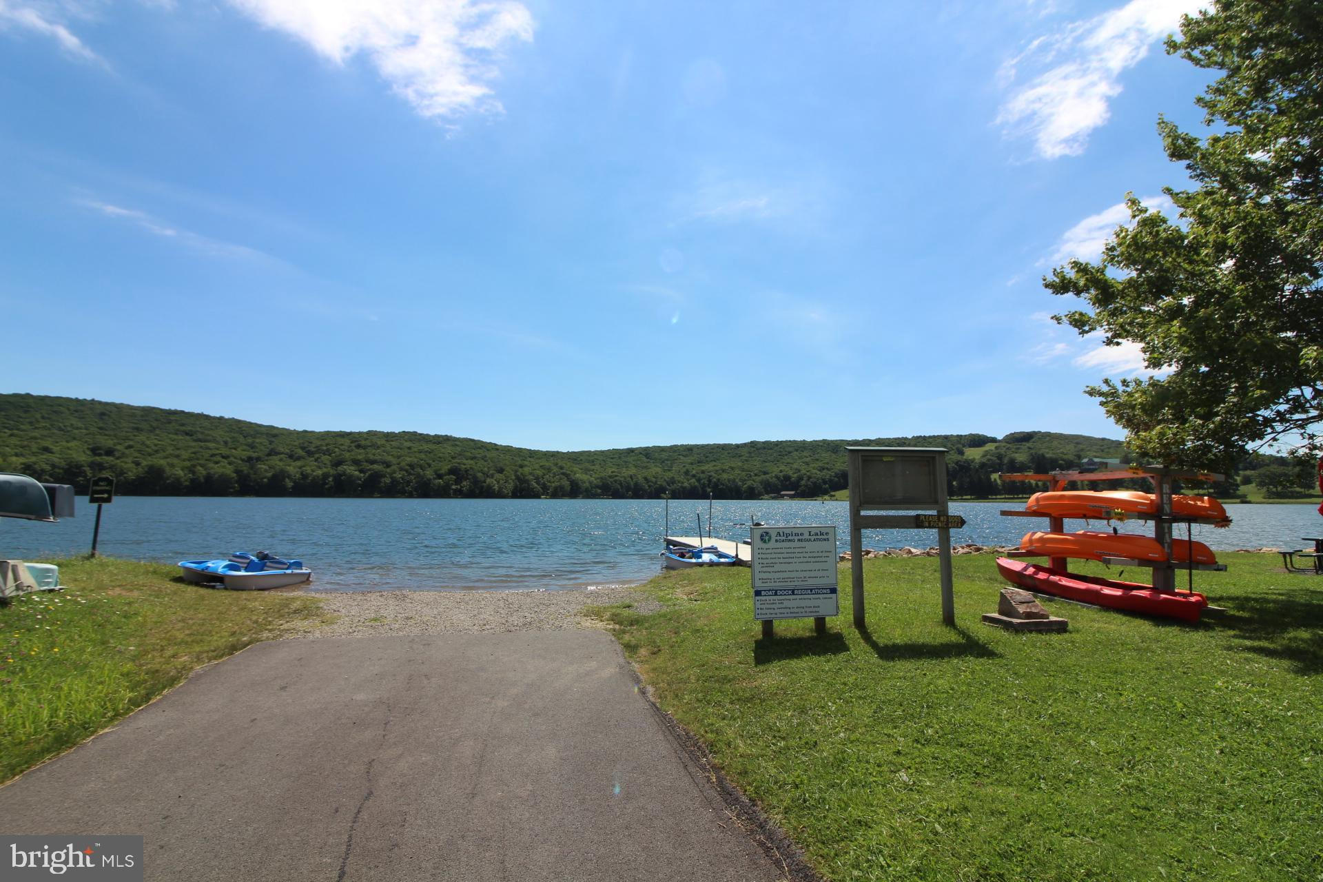 ALPINE LAKE  RESORT - Land