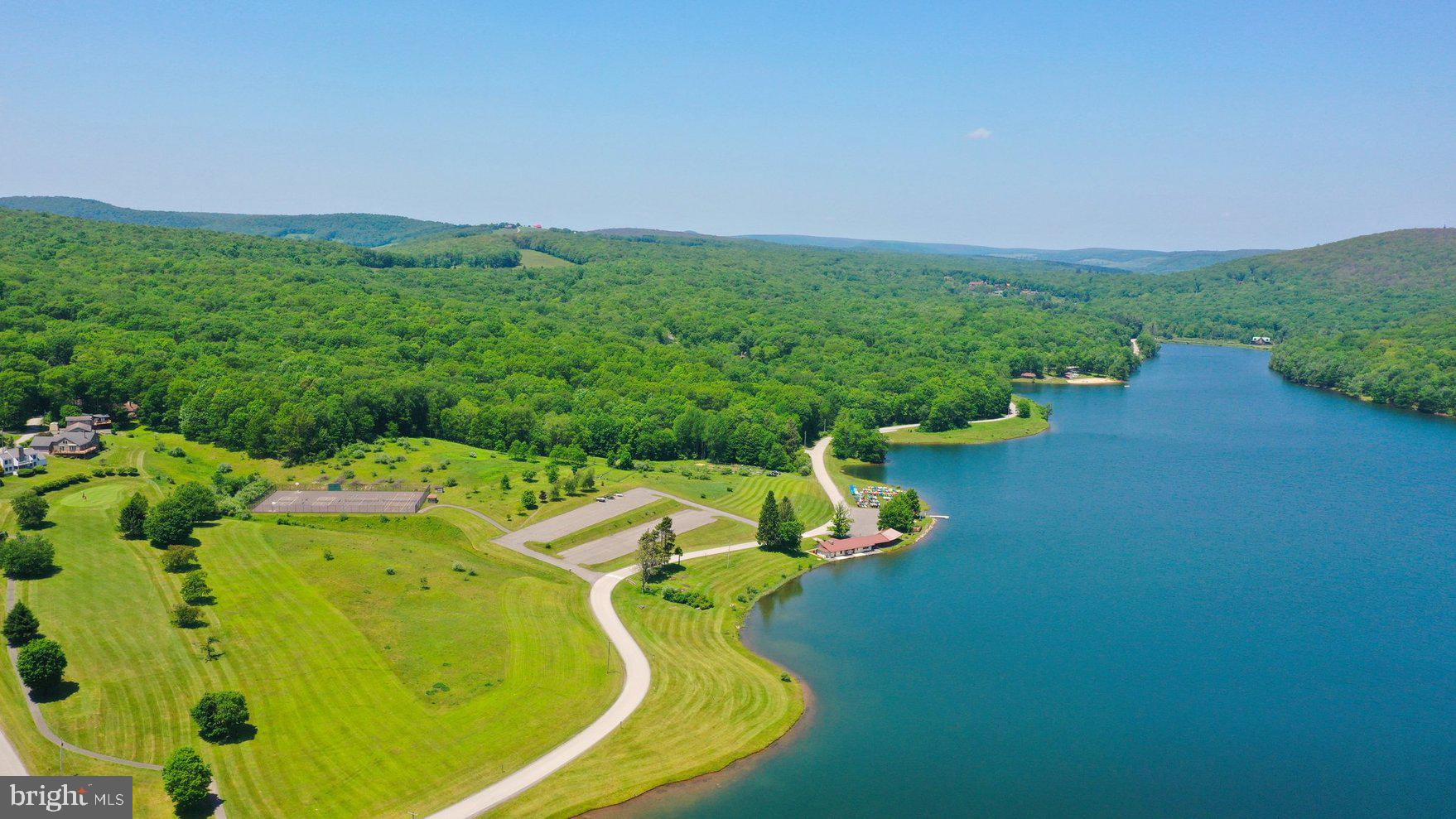 ALPINE LAKE  RESORT - Land
