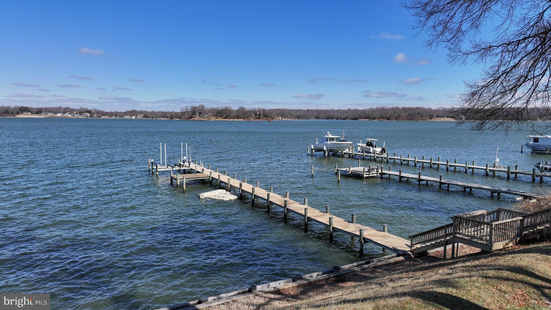 LOCH HAVEN - Residential