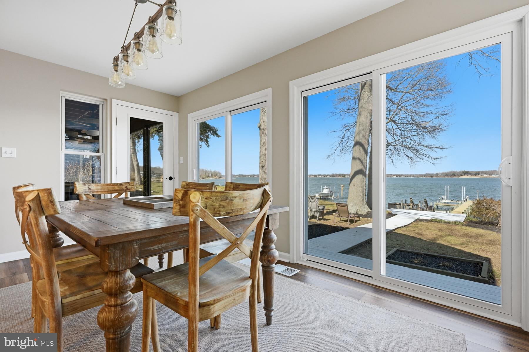 LOCH HAVEN - Residential