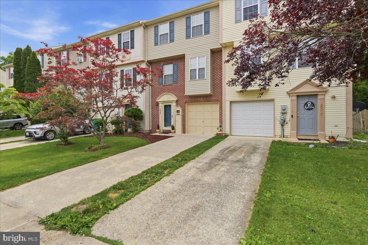 ROBINS GLENN - Residential
