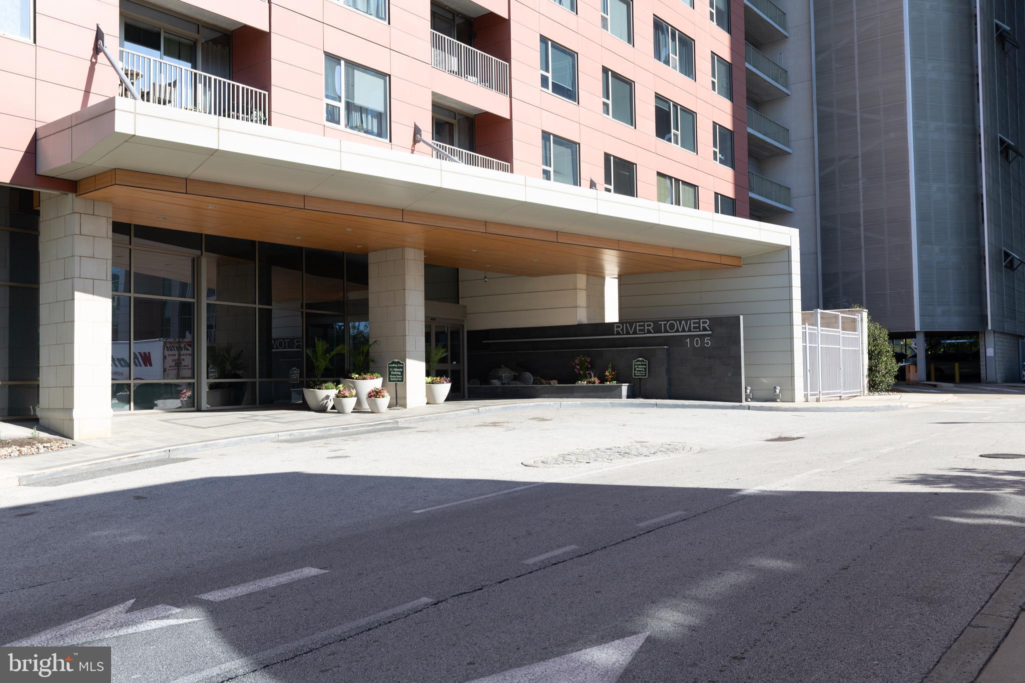 RIVER TOWER CHRIST L - Residential