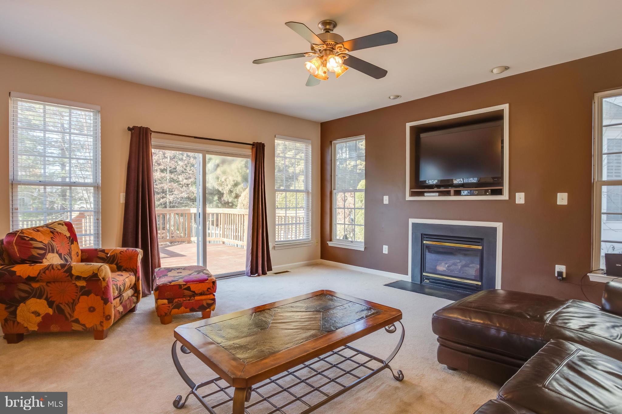 SOUTH RIDING - Residential