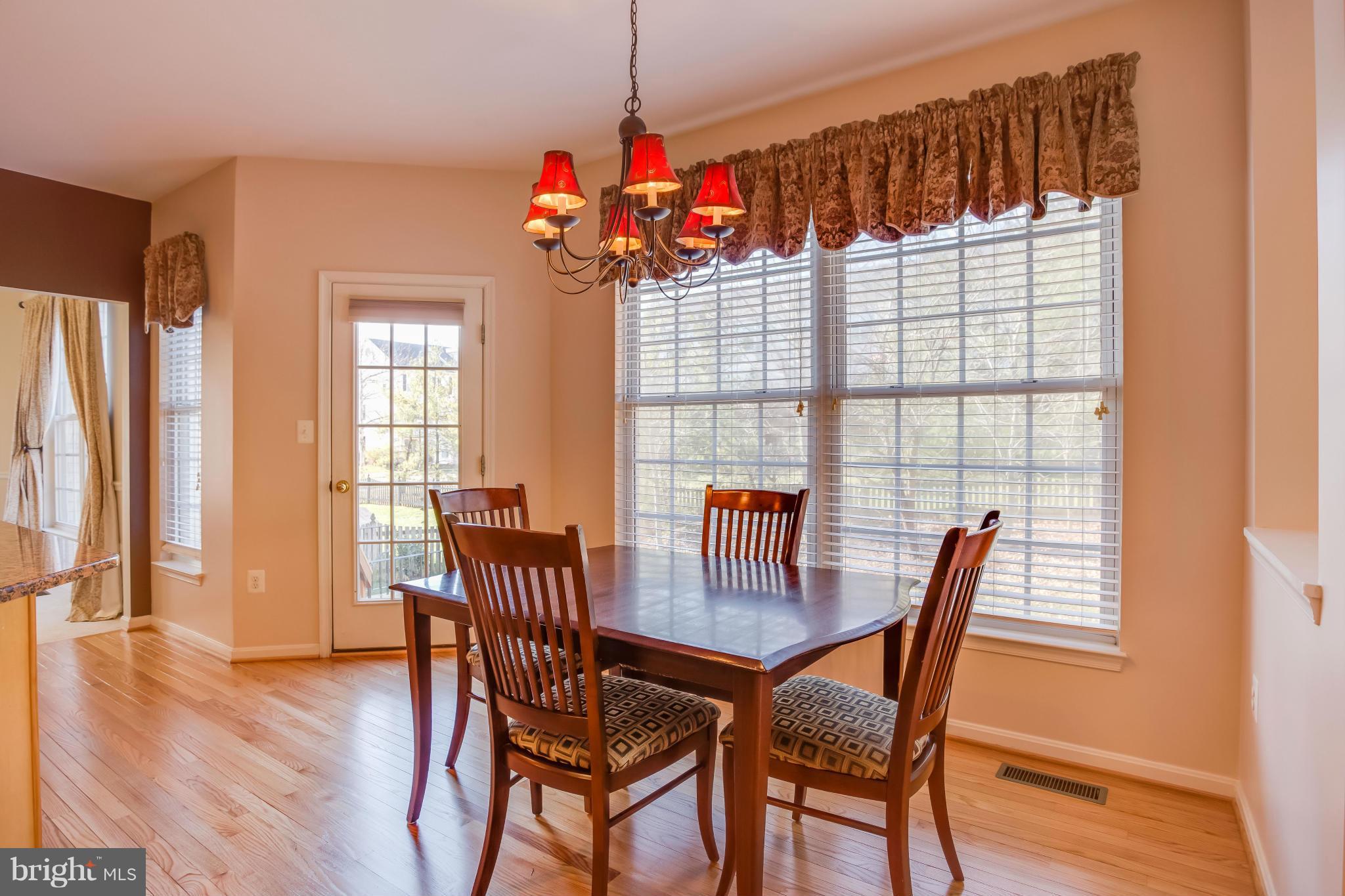 SOUTH RIDING - Residential