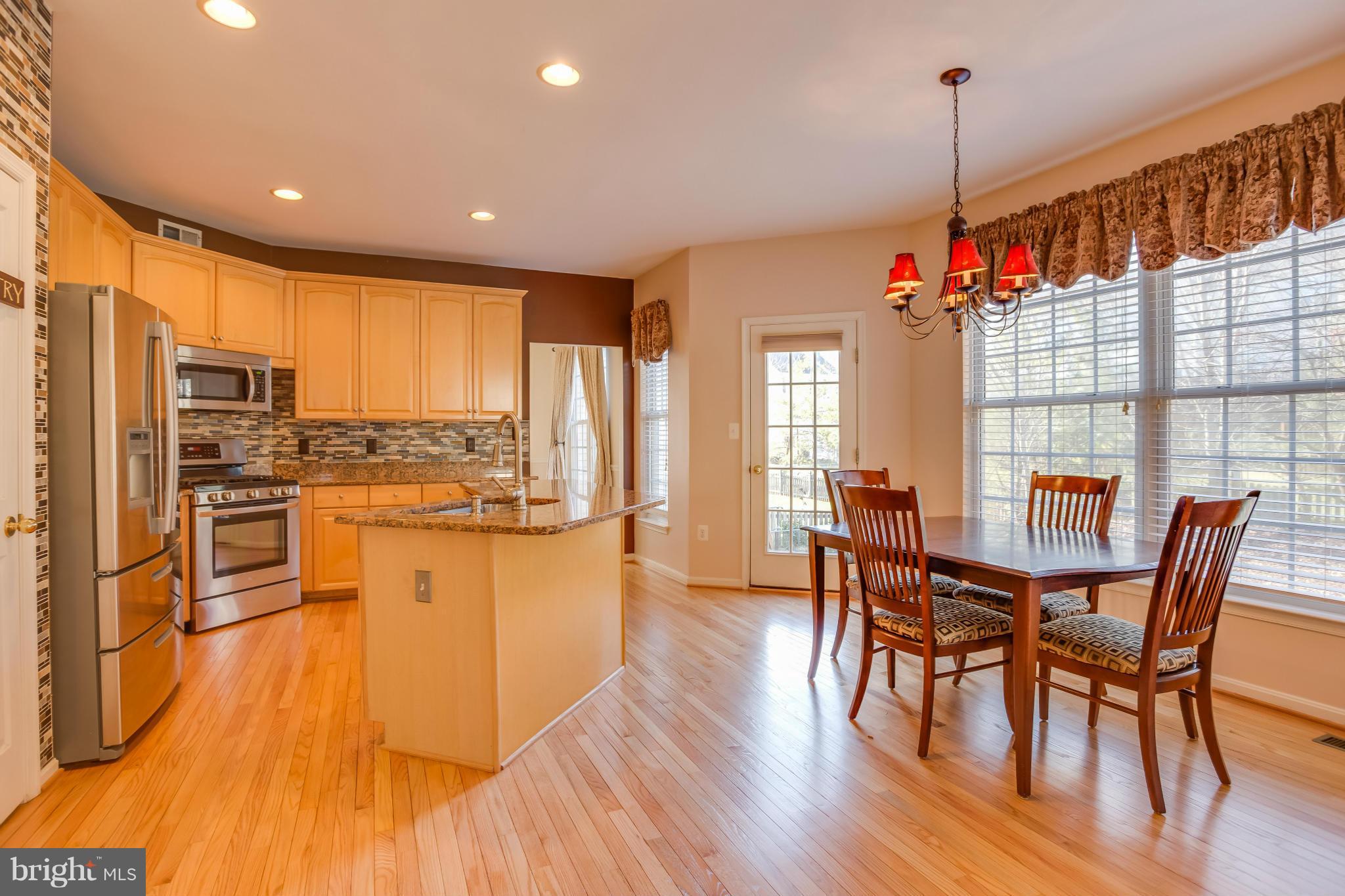 SOUTH RIDING - Residential