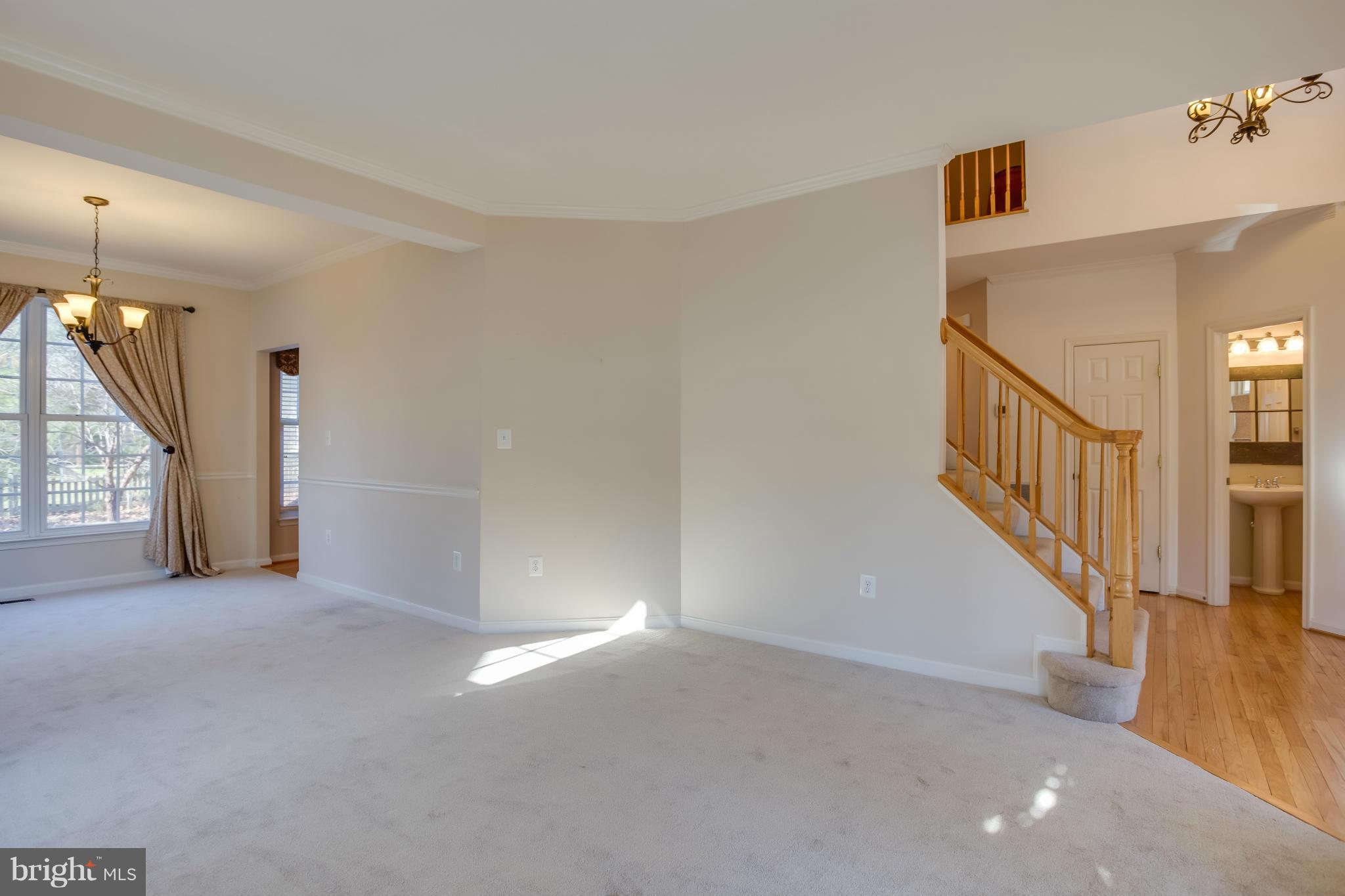 SOUTH RIDING - Residential