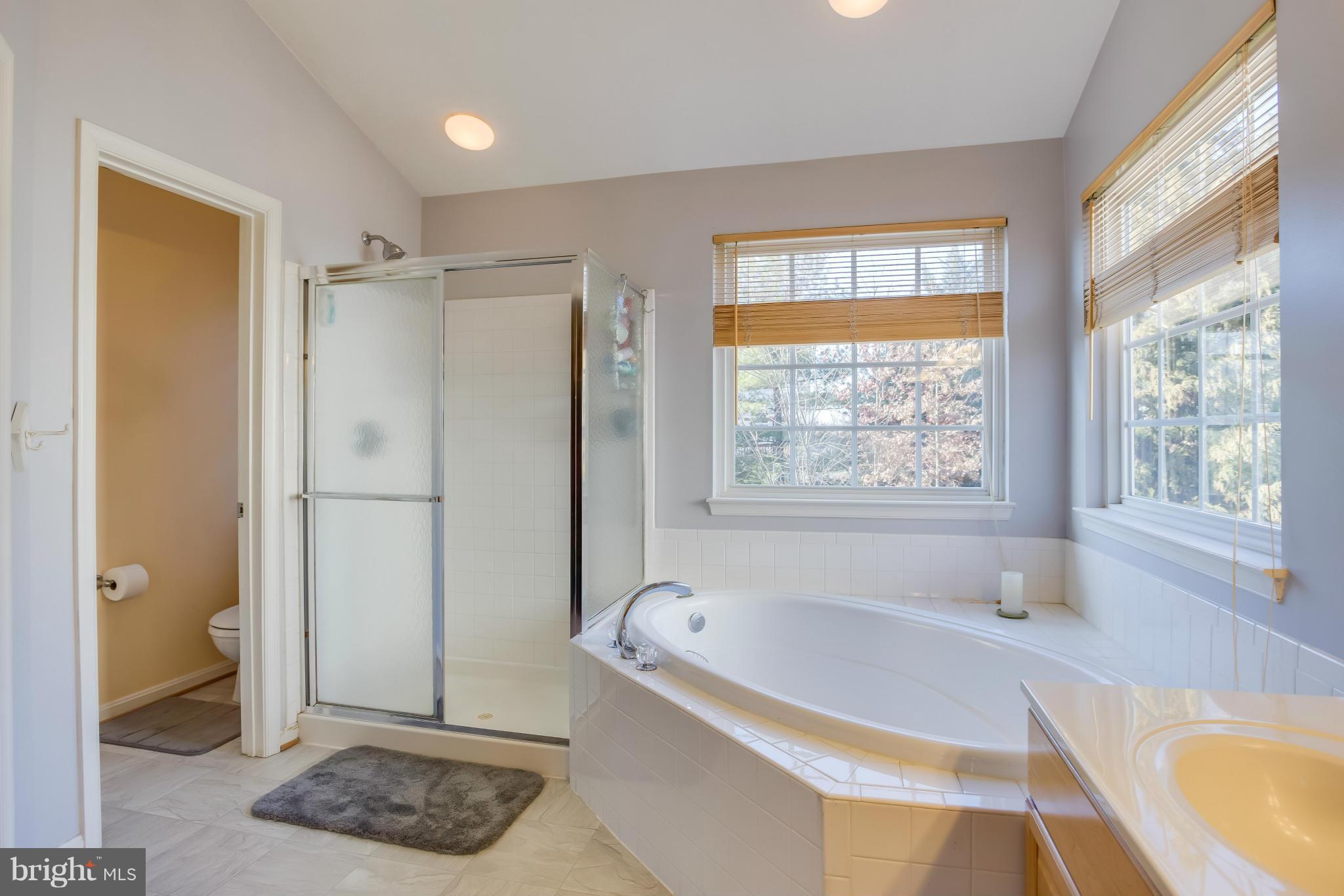 SOUTH RIDING - Residential