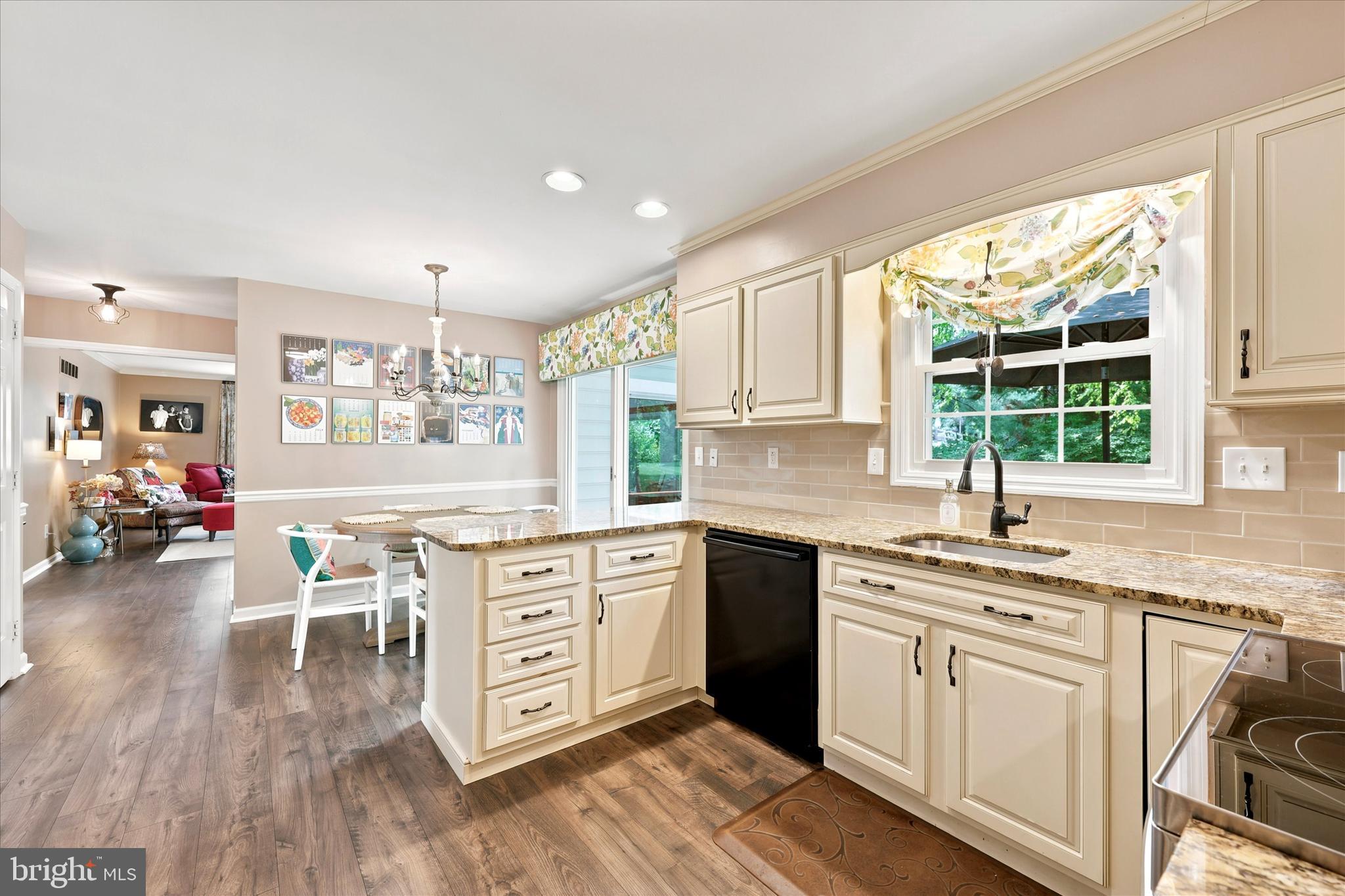 WOODCREST - Residential