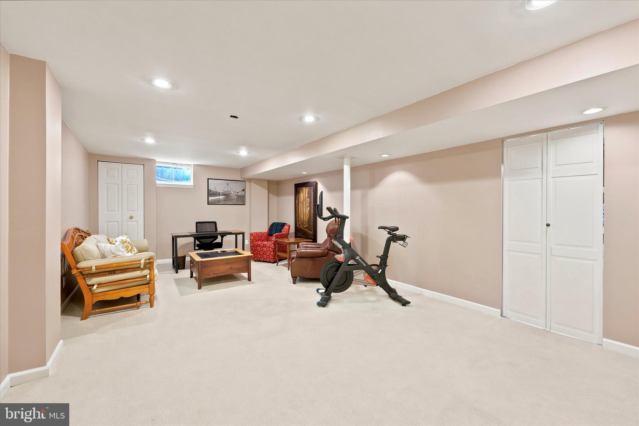 WOODCREST - Residential