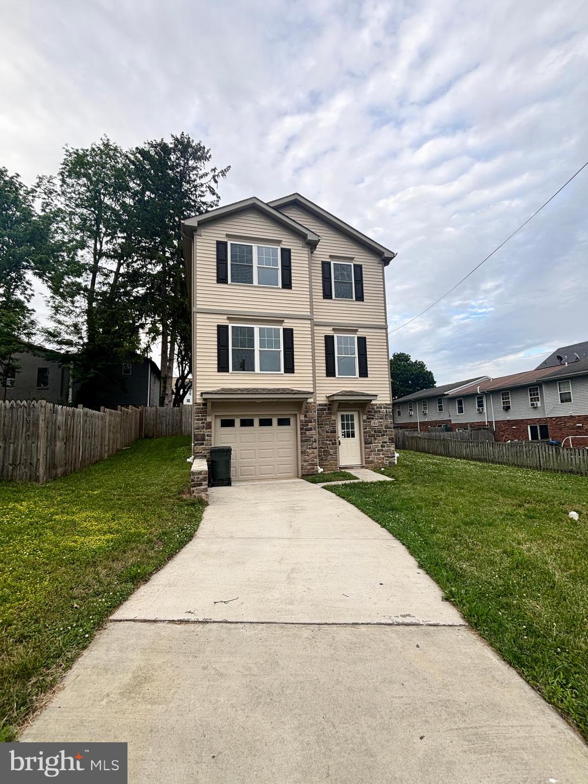CARROLL COUNTY FARMETTES - Residential