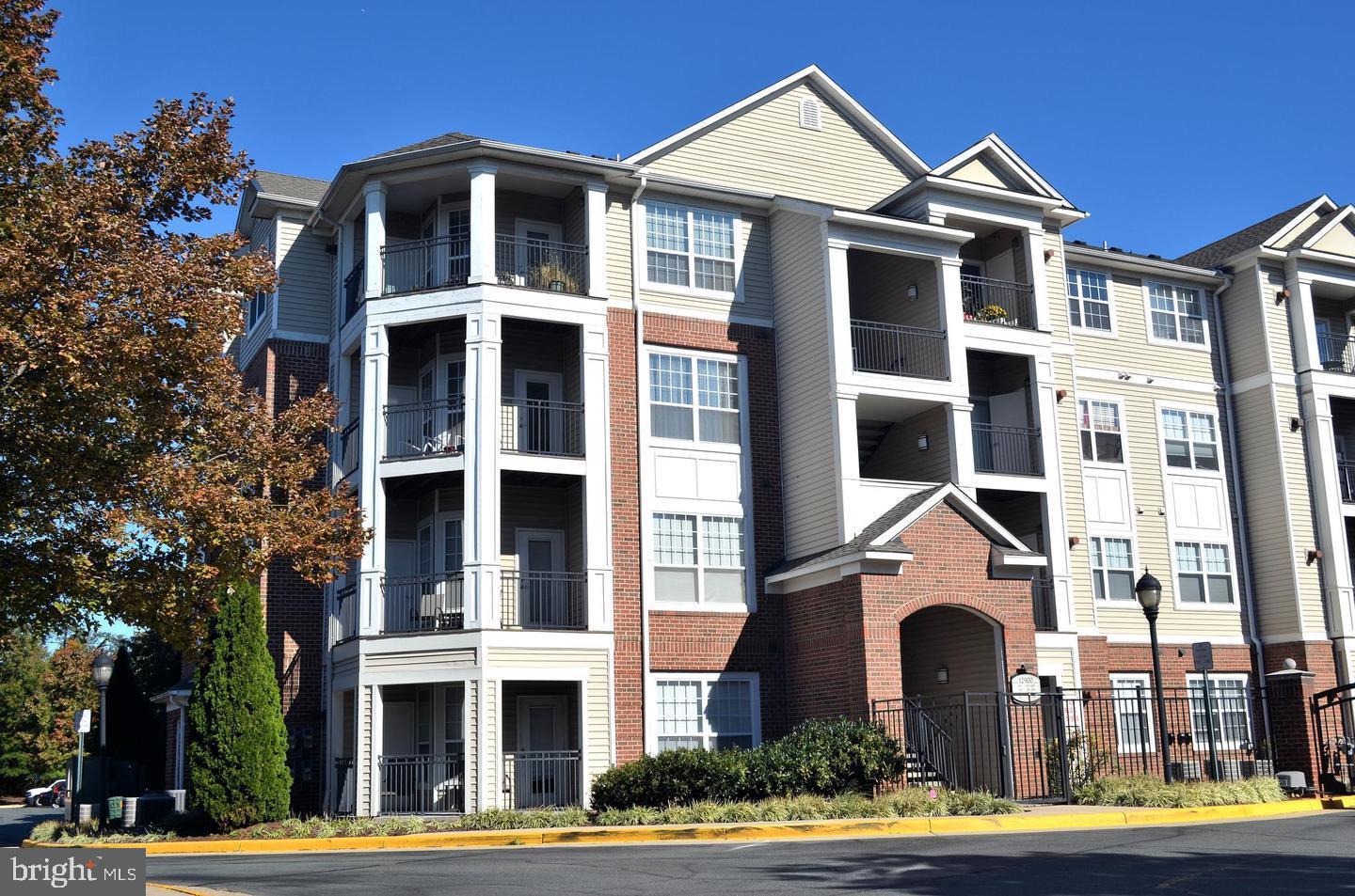 THIS 1 BEDROOM, 1FULL BATH FIRST FLOOR INCLUDES 2 PARKING SPACES AND AND STORAGE UNIT - BACK UP TO COURTYARD WITH PRIVATE PATIO - READY TO MOVE IN ALL CLEAN - CONVENIENT LOCATION - CLOSE TO EVERYTHING - SHOPPING CENTER WITHIN WALKING DISTANCE - AMENITIES INCLUDE GYM, POOL, CLUBHOUSE, MEDIA ROOM . 

* One time Condo association move in fee $350.