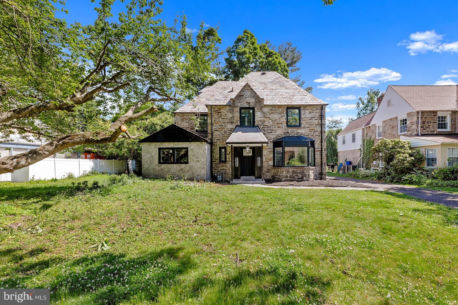 ELKINS PARK - Residential