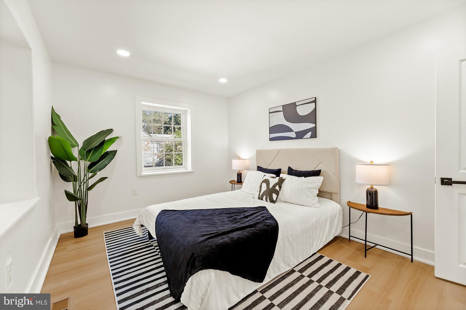 ELKINS PARK - Residential